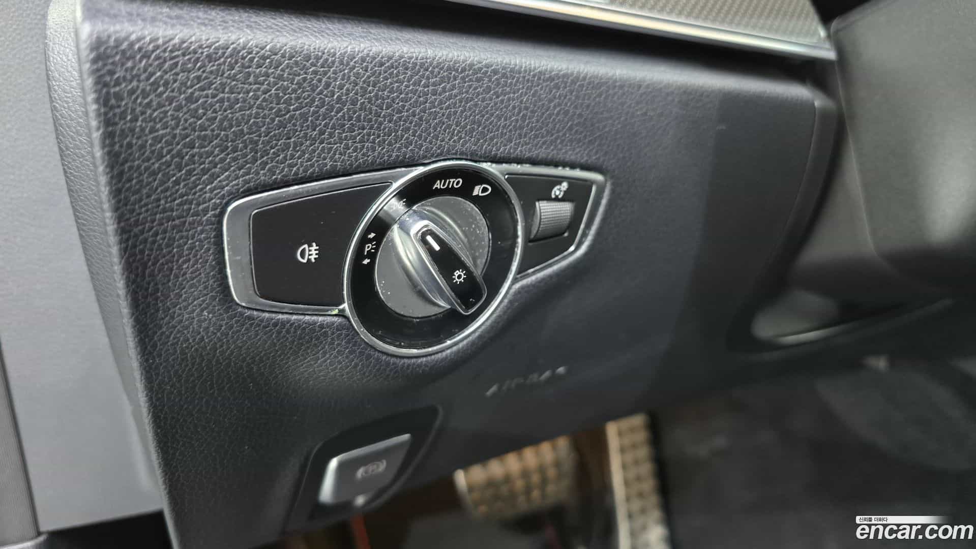 E-Class Mercedes-Benz 2017.9-OPTION-040