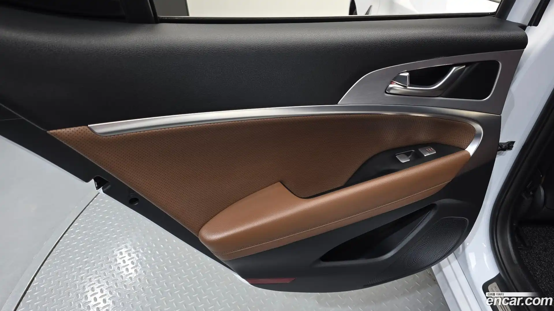 G70 Genesis 2018.4-INNER-035