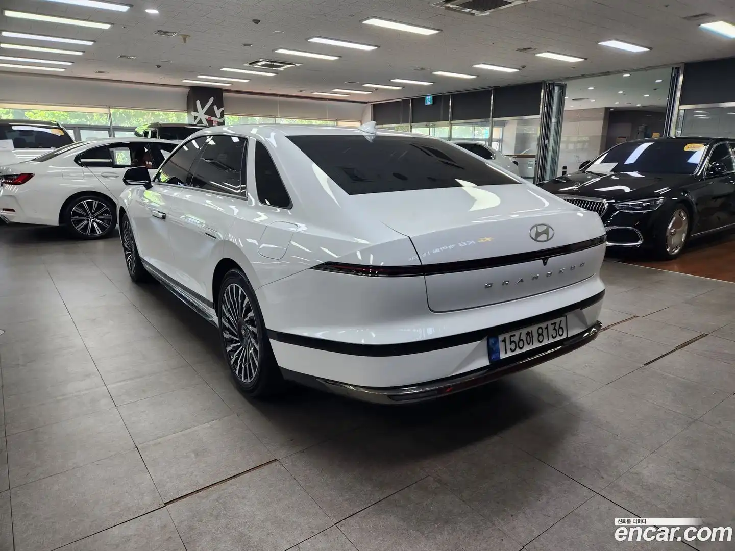 Grandeur Hyundai 2023.3-OUTER-002