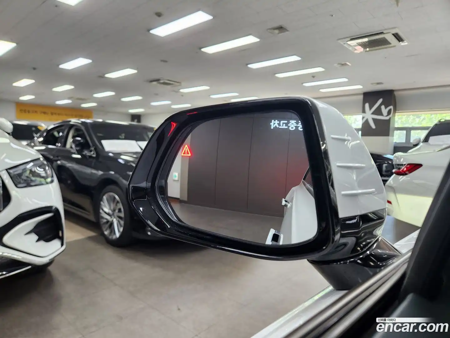 Grandeur Hyundai 2023.3-OUTER-003
