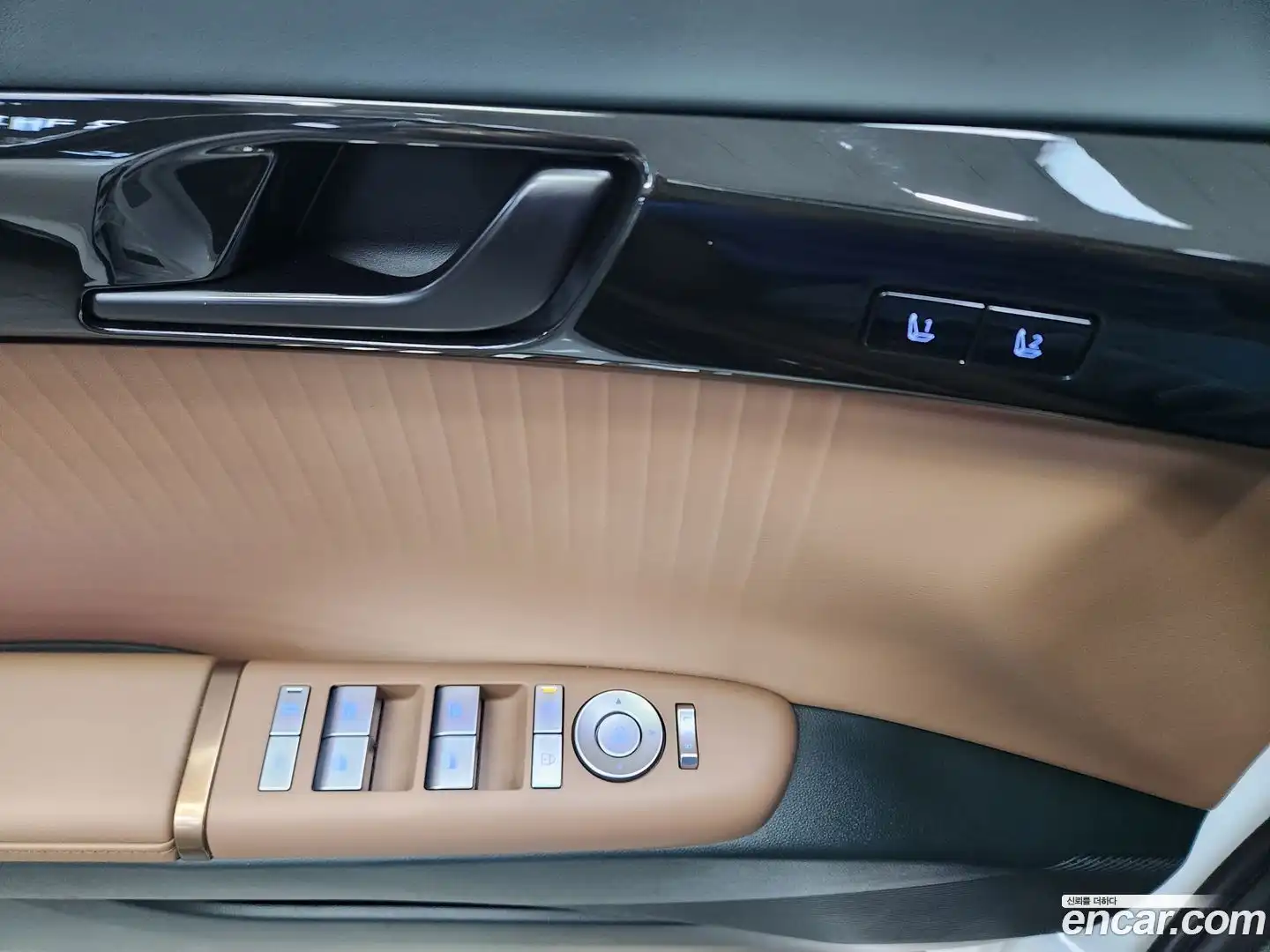 Grandeur Hyundai 2023.3-OUTER-004