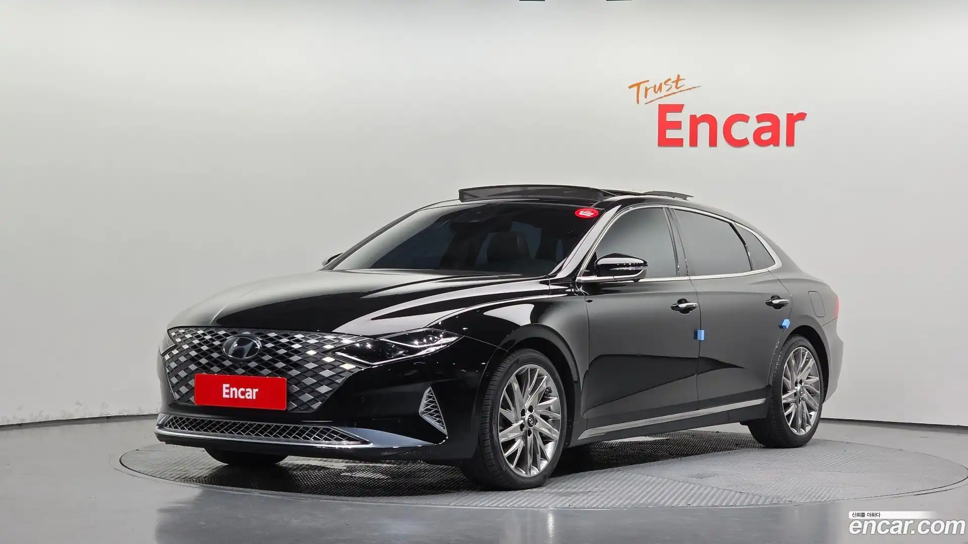 Grandeur Hyundai 2022.2-OUTER-001