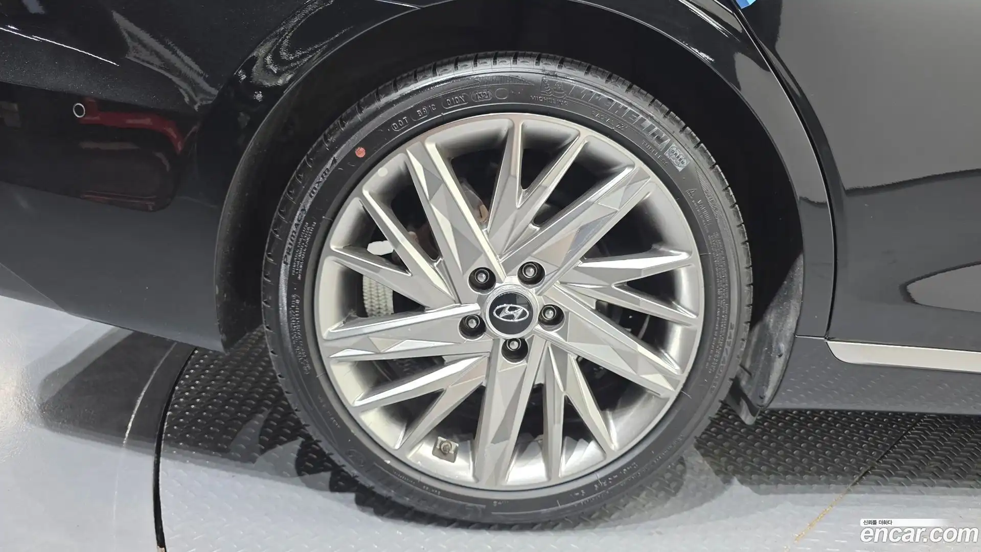 Grandeur Hyundai 2022.2-OUTER-005