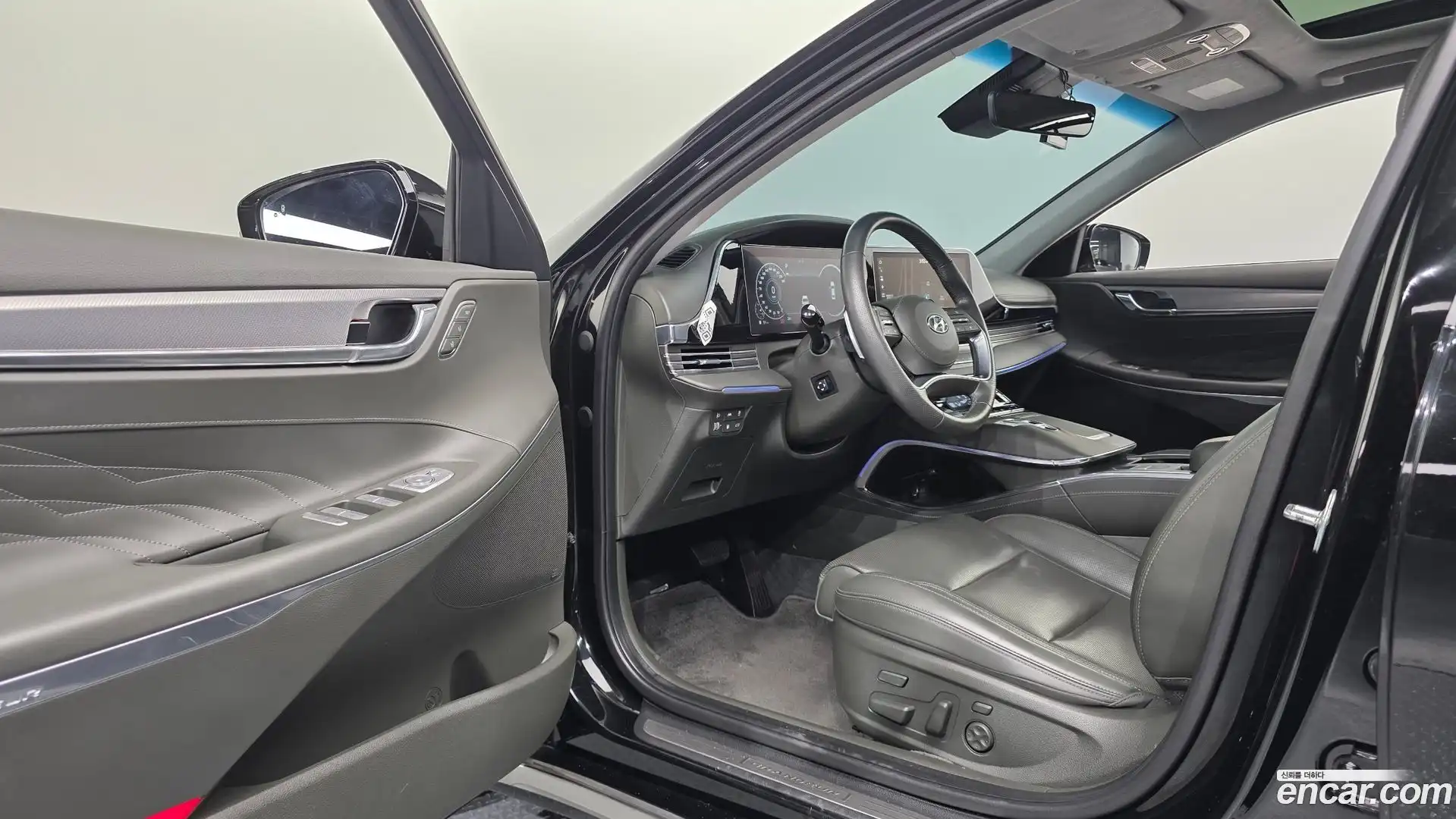 Grandeur Hyundai 2022.2-OPTION-017