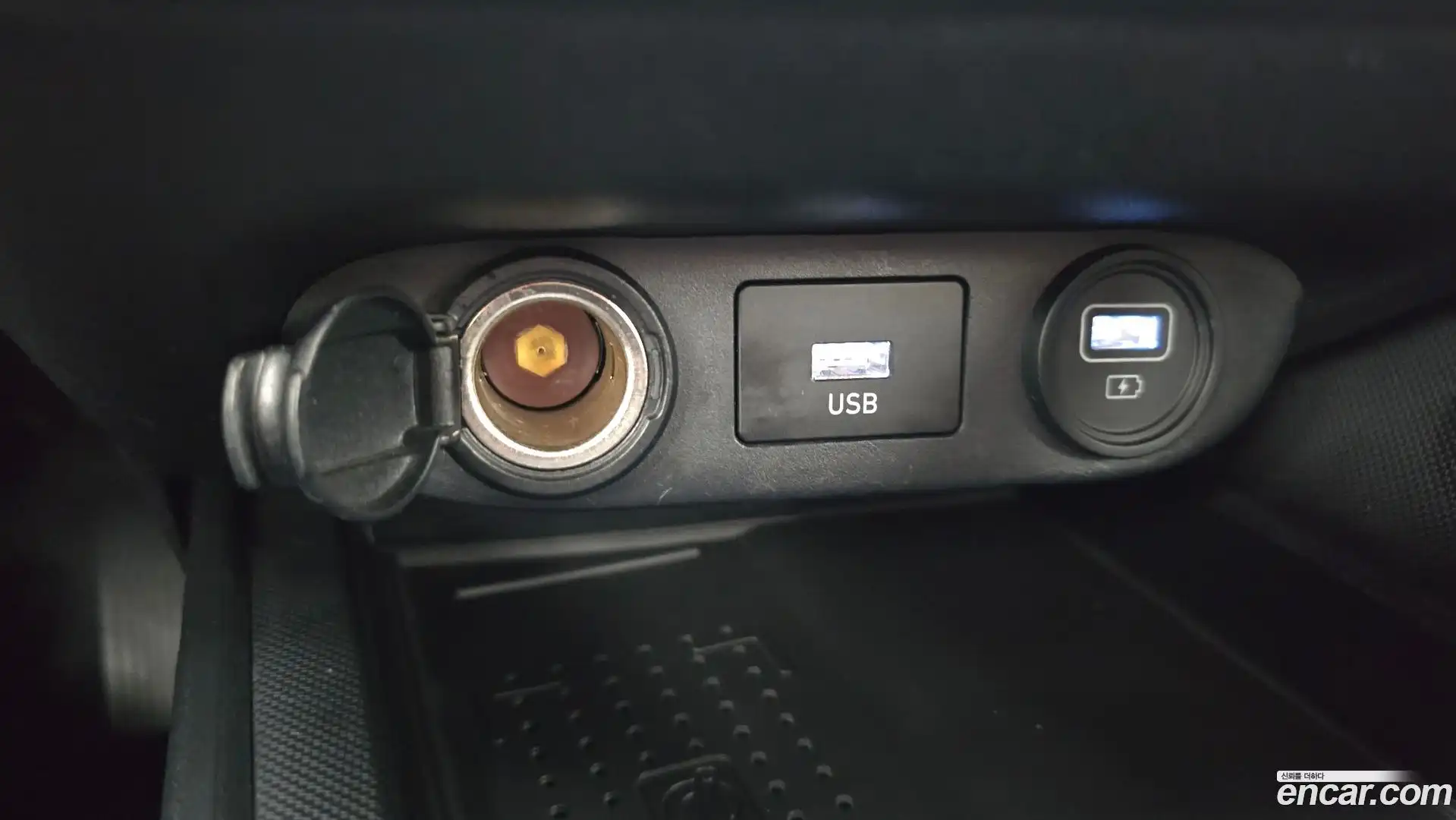 AVANTE Hyundai 2020.6-OPTION-017