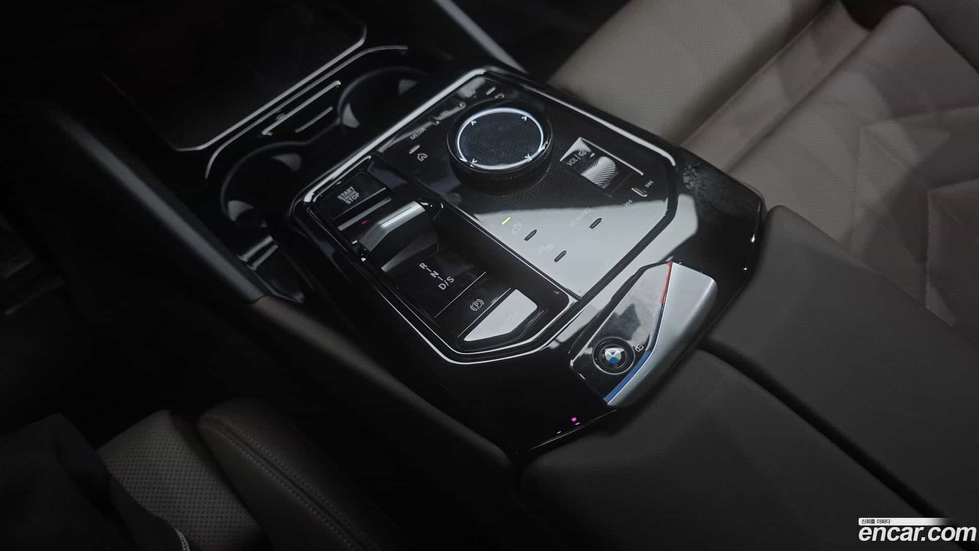 5-Series BMW 2024.6-INNER-009