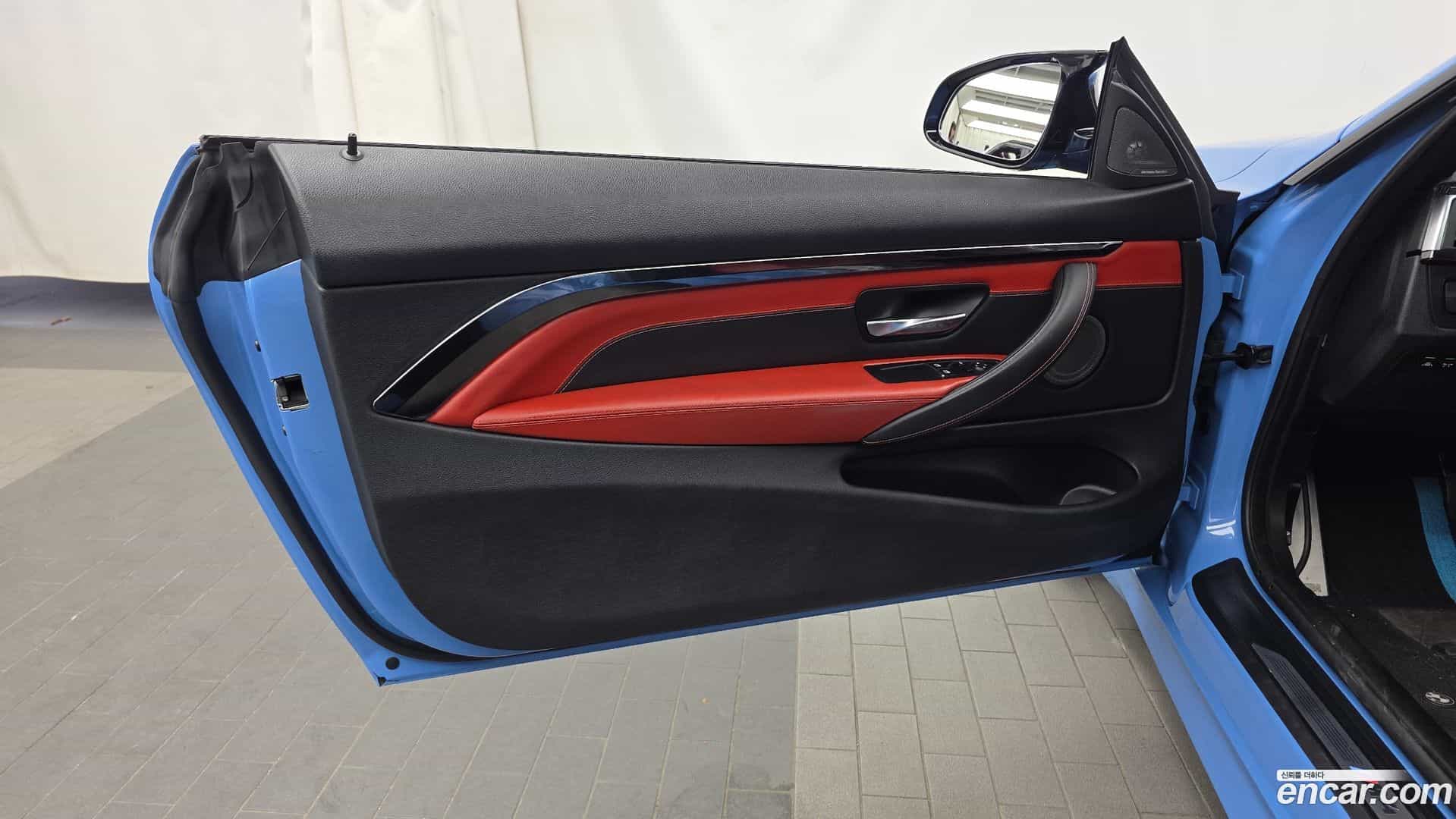 M4 BMW 2019.2-INNER-034