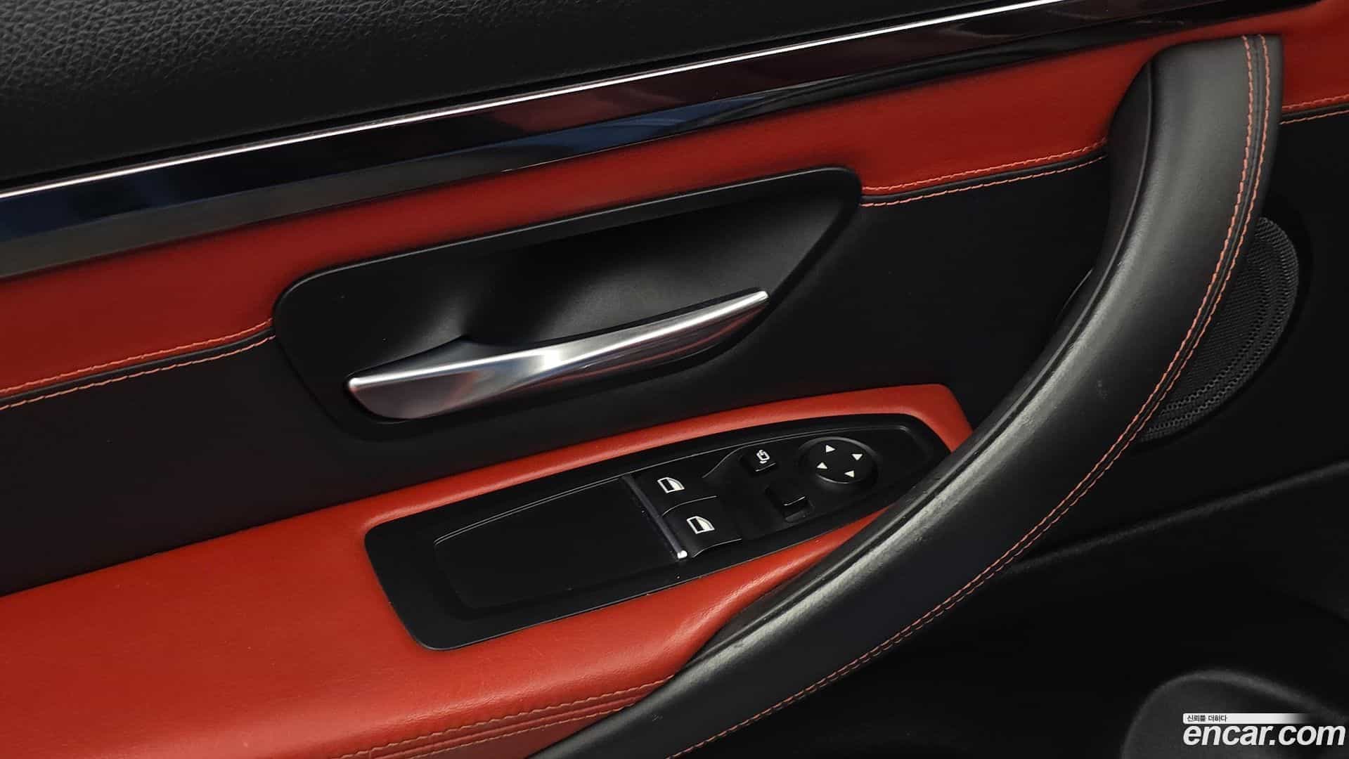 M4 BMW 2019.2-OPTION-041