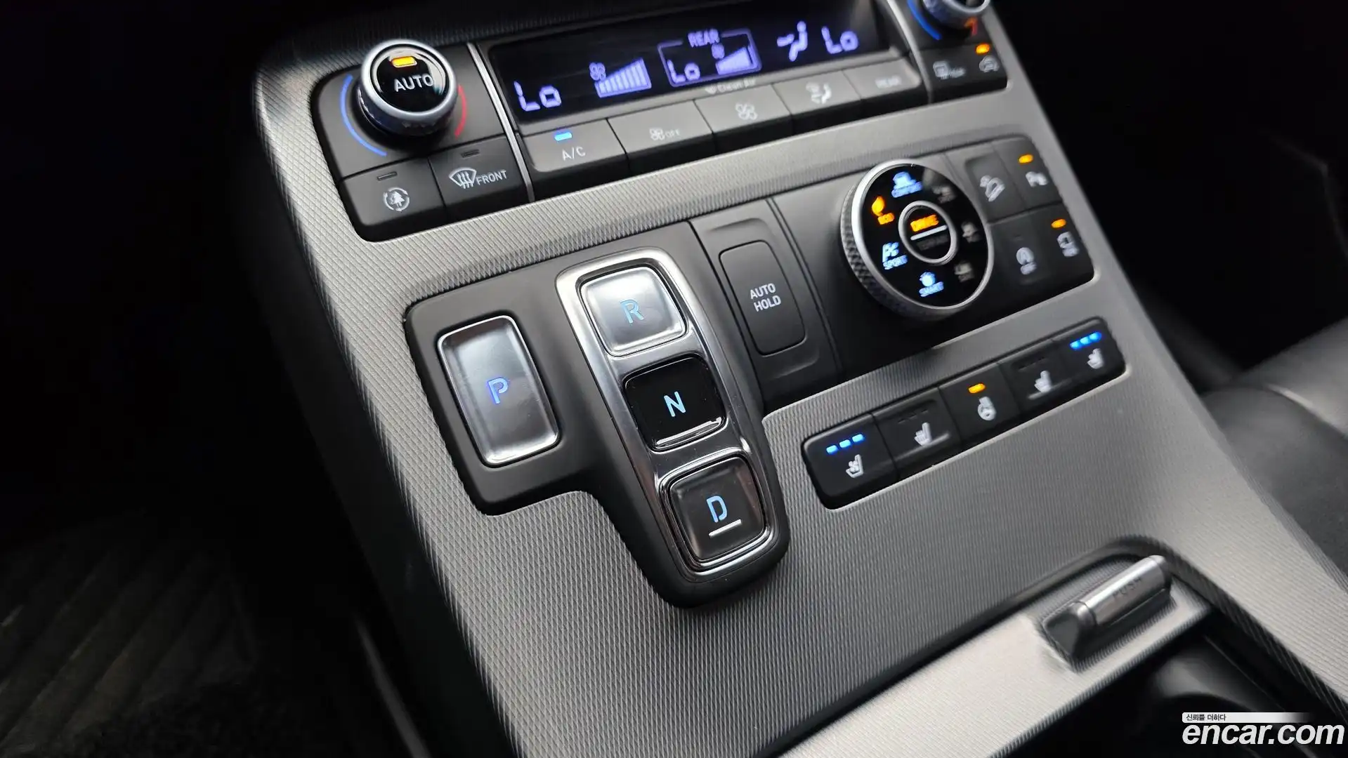 Palisade Hyundai 2019.1-INNER-009