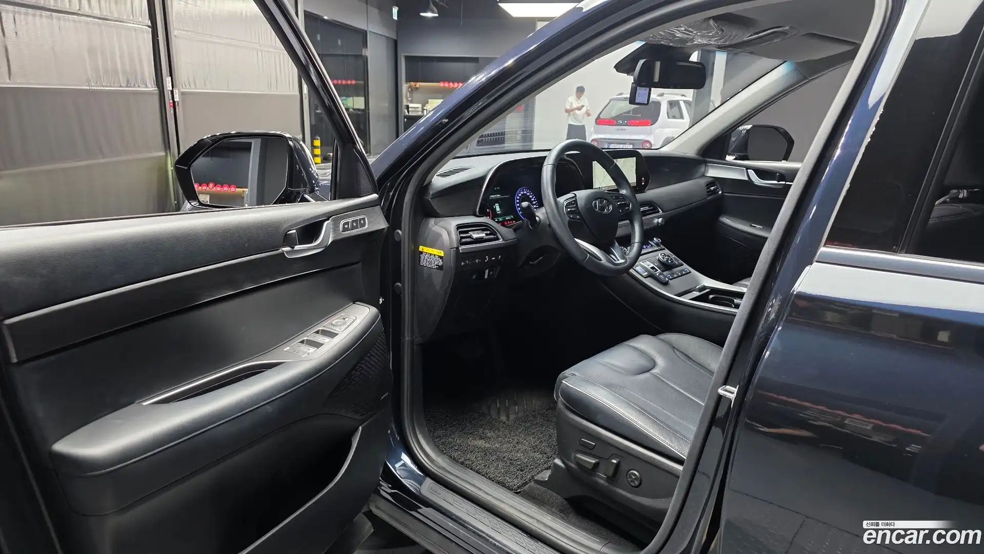 Palisade Hyundai 2019.1-INNER-010