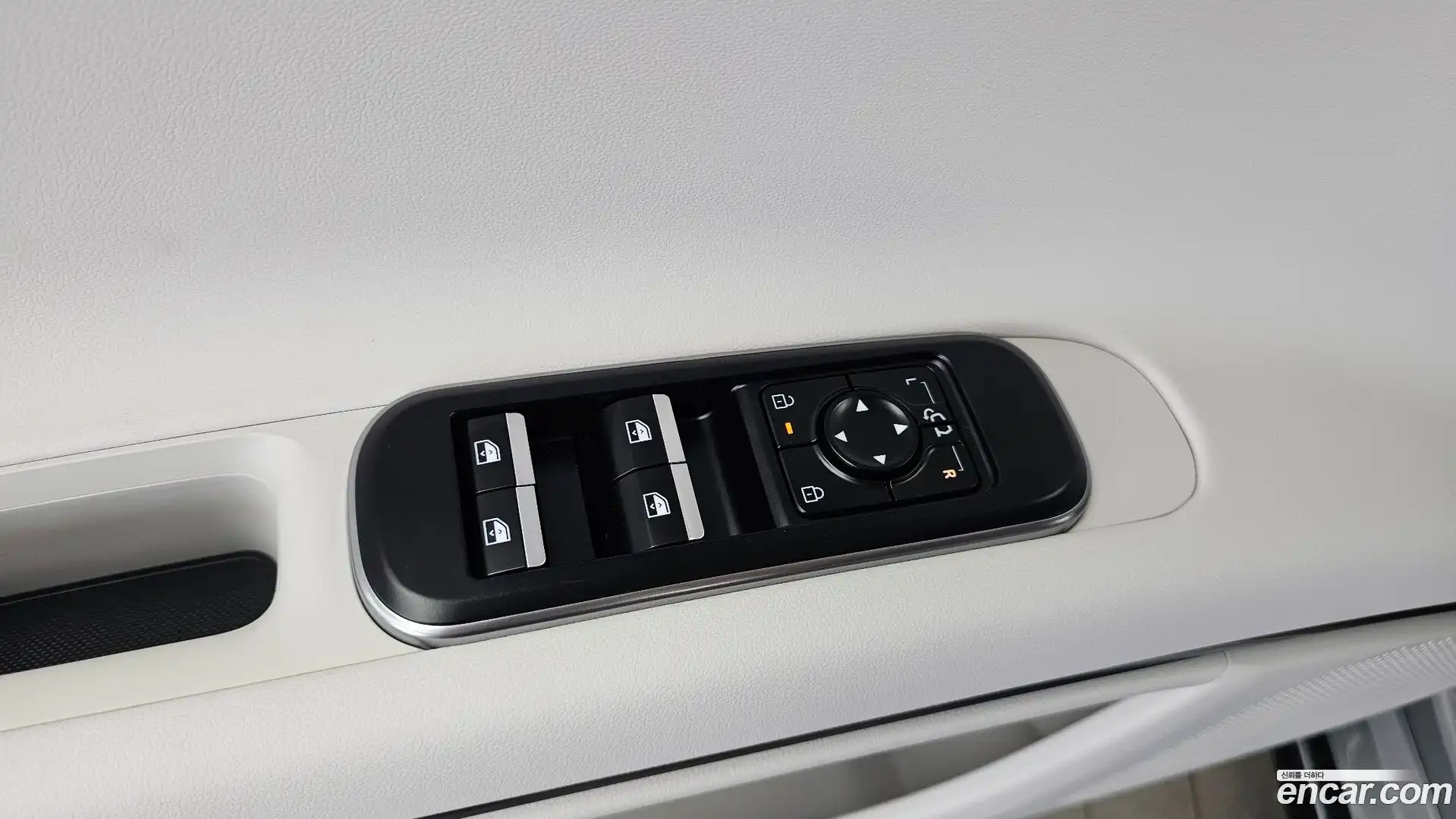 Grandeur Hyundai 2026.5-OPTION-041