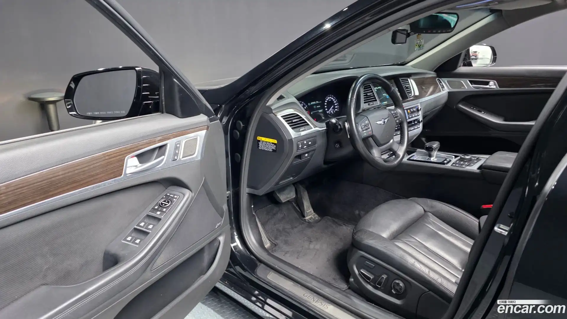 G80 Genesis 2016.6-INNER-010