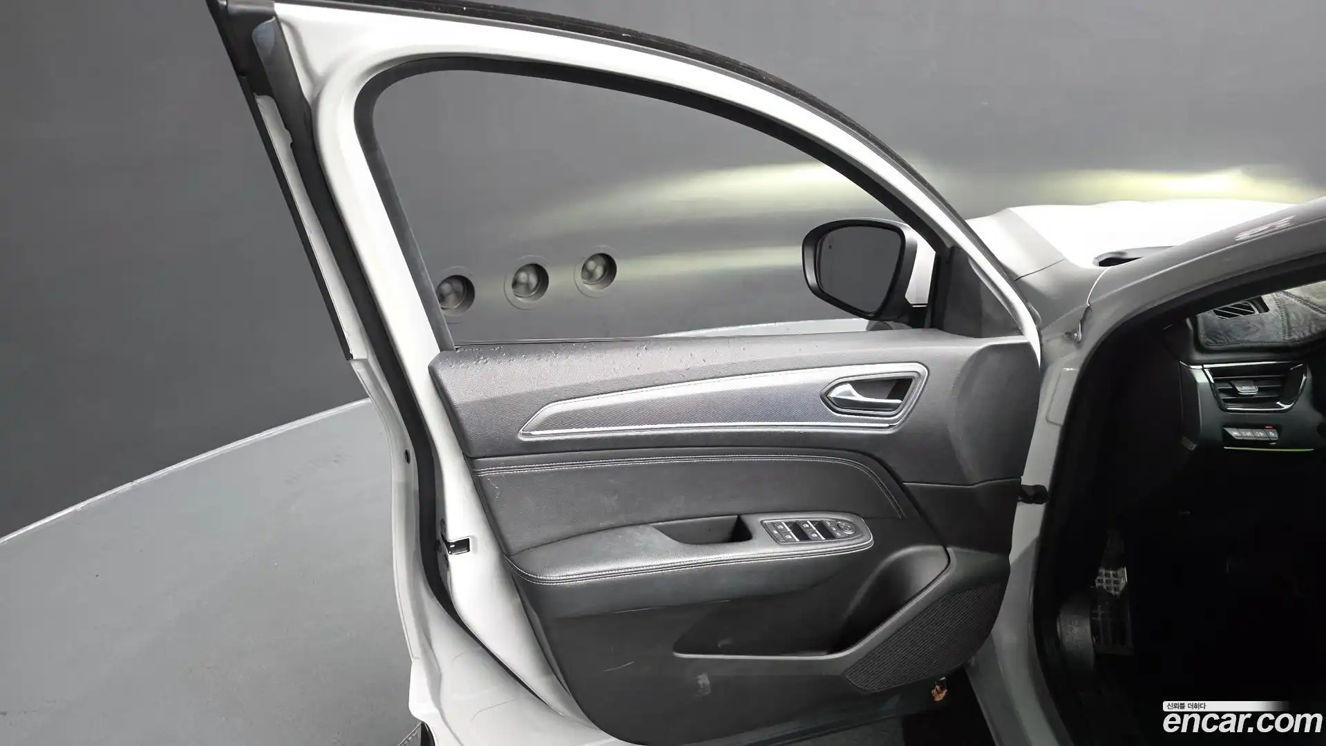 XM3 Renault Korea 2020.5-INNER-034