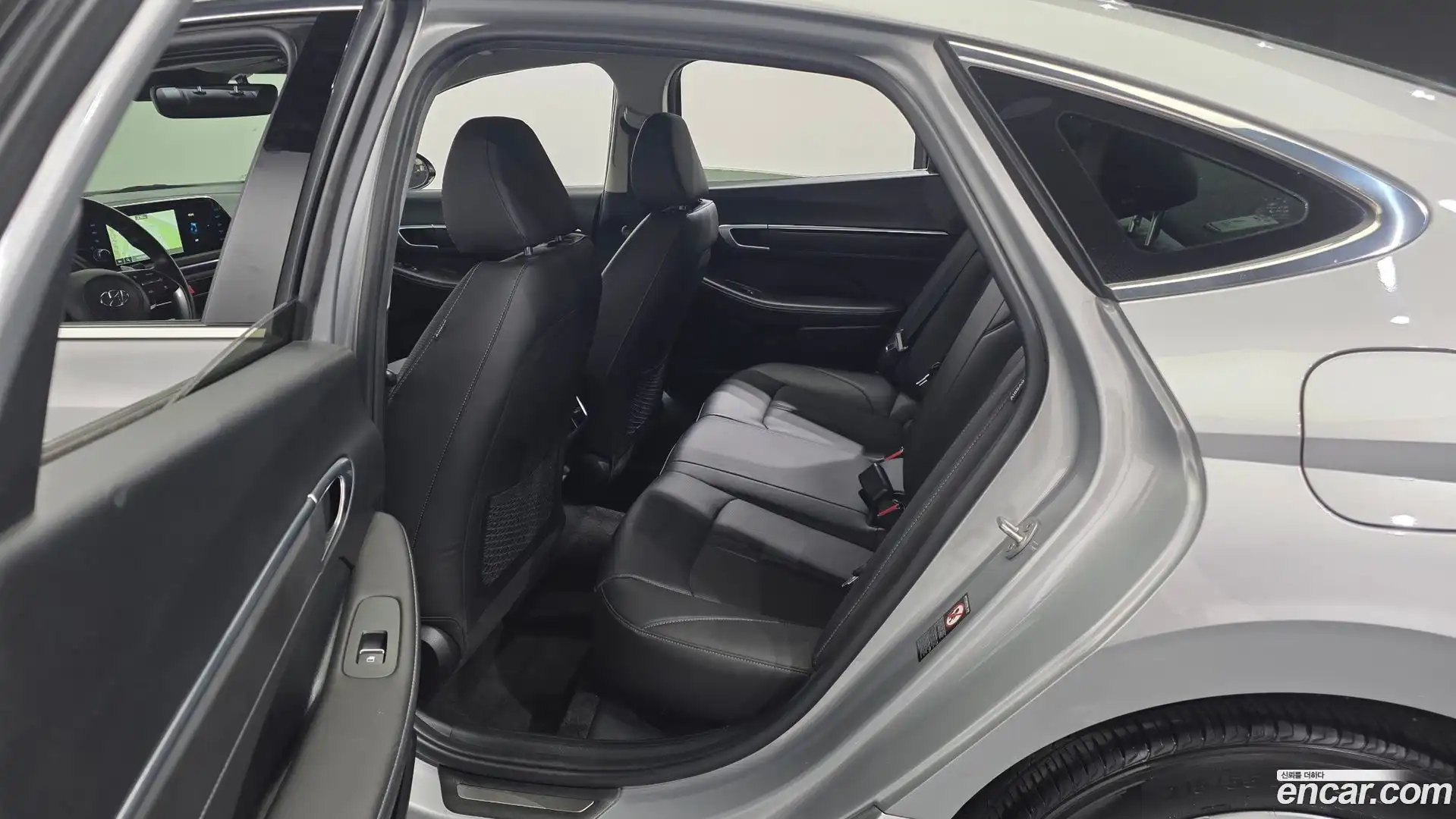 Sonata Hyundai 2023.4-OPTION-015