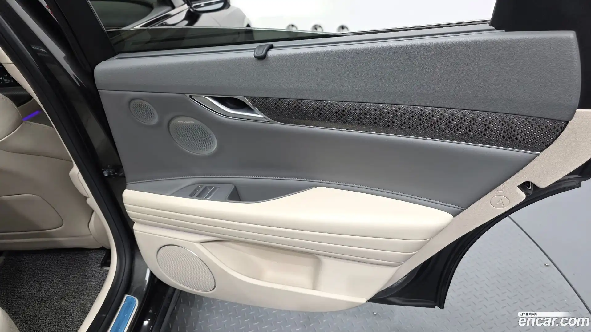 G80 Genesis 2024.5-INNER-035