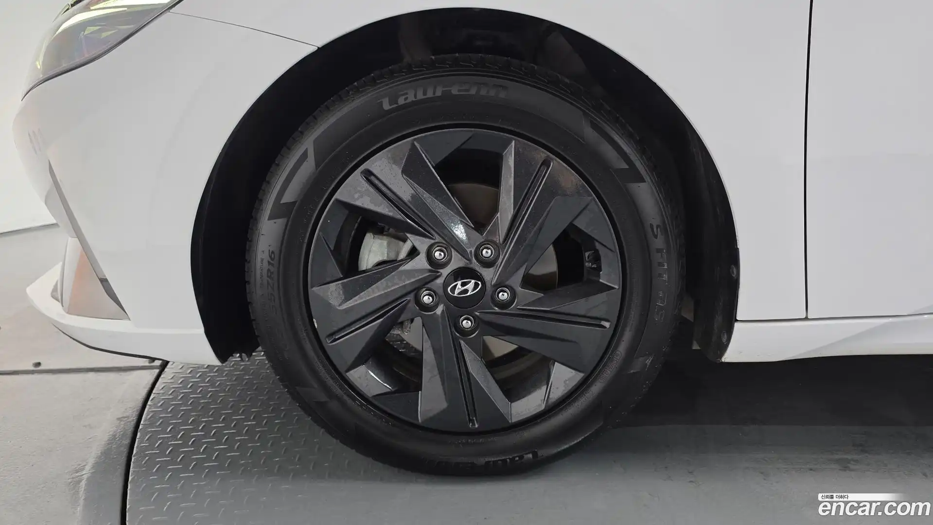 AVANTE Hyundai 2021.10-OUTER-005