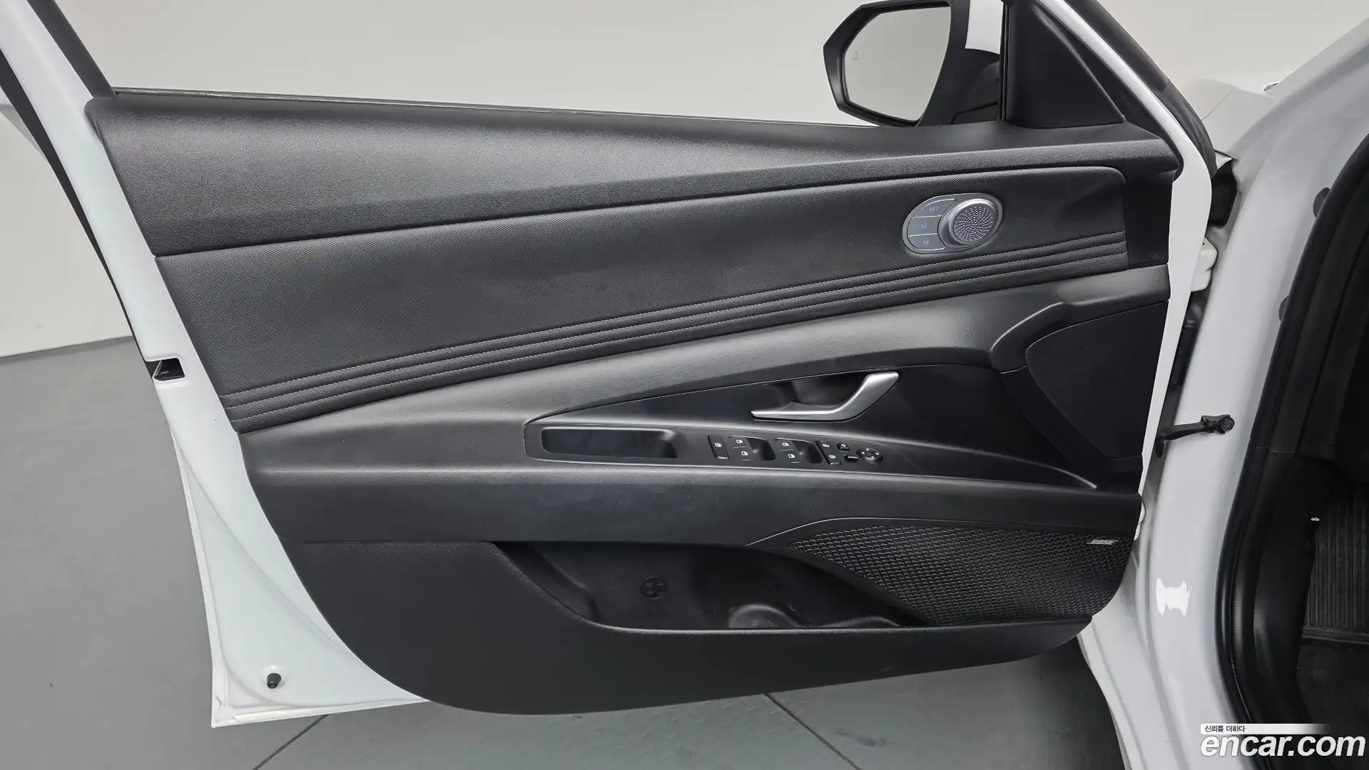 AVANTE Hyundai 2021.10-INNER-034