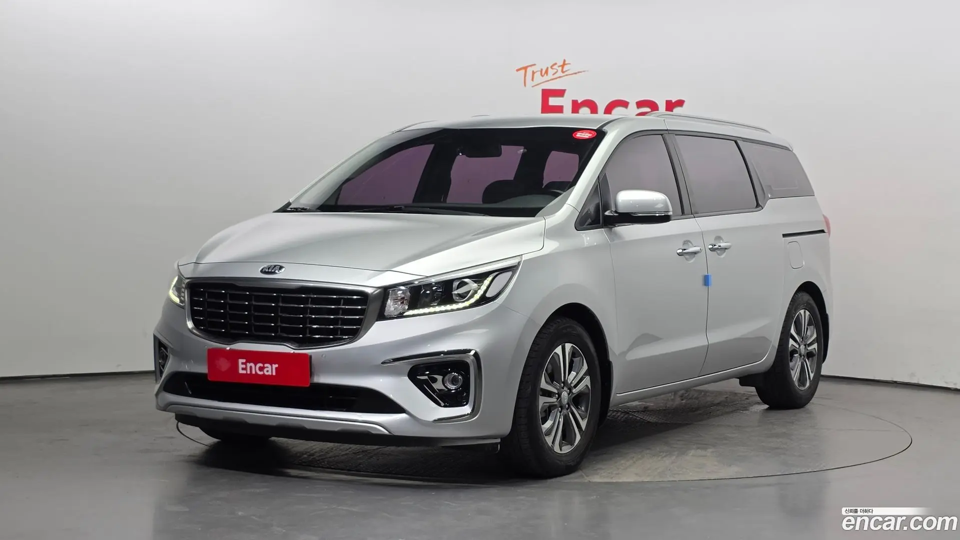 Main__Slider__Photo:Canival Kia 2020.2-0