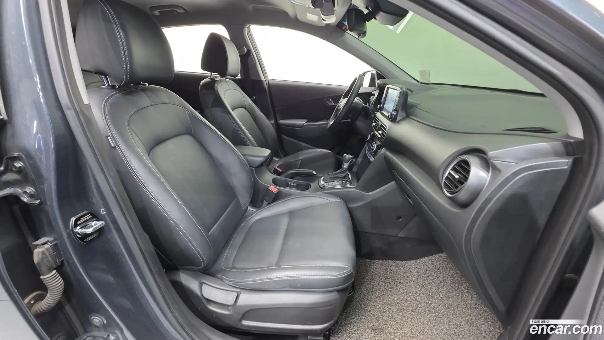 Kona Hyundai 2018.8-INNER-010