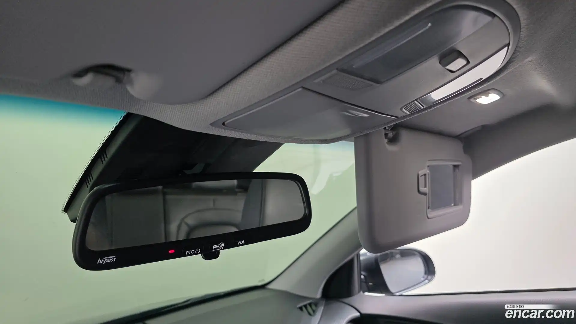 Kona Hyundai 2018.8-OPTION-020