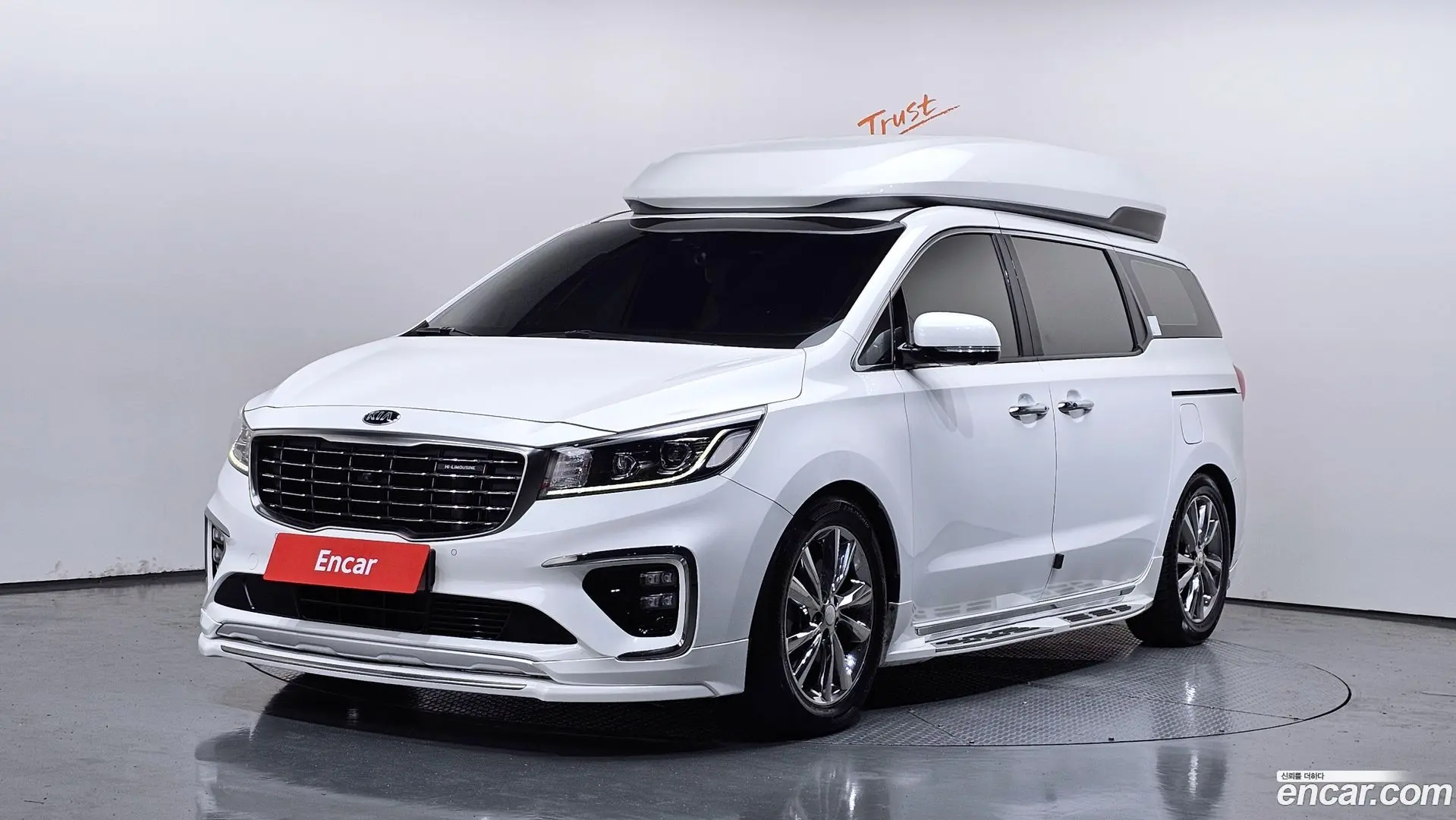 Main__Slider__Photo:Canival Kia 2018.10-0