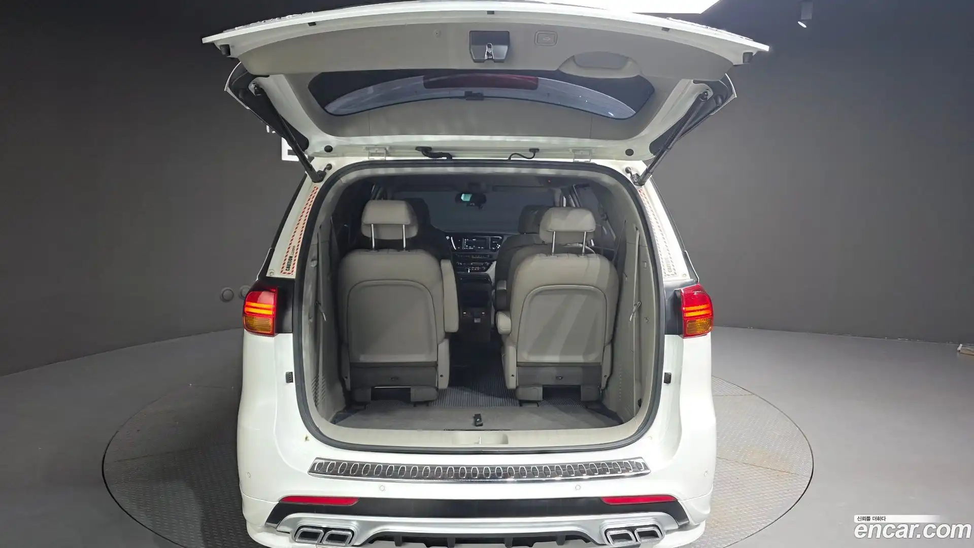 Canival Kia 2017.11-OPTION-024