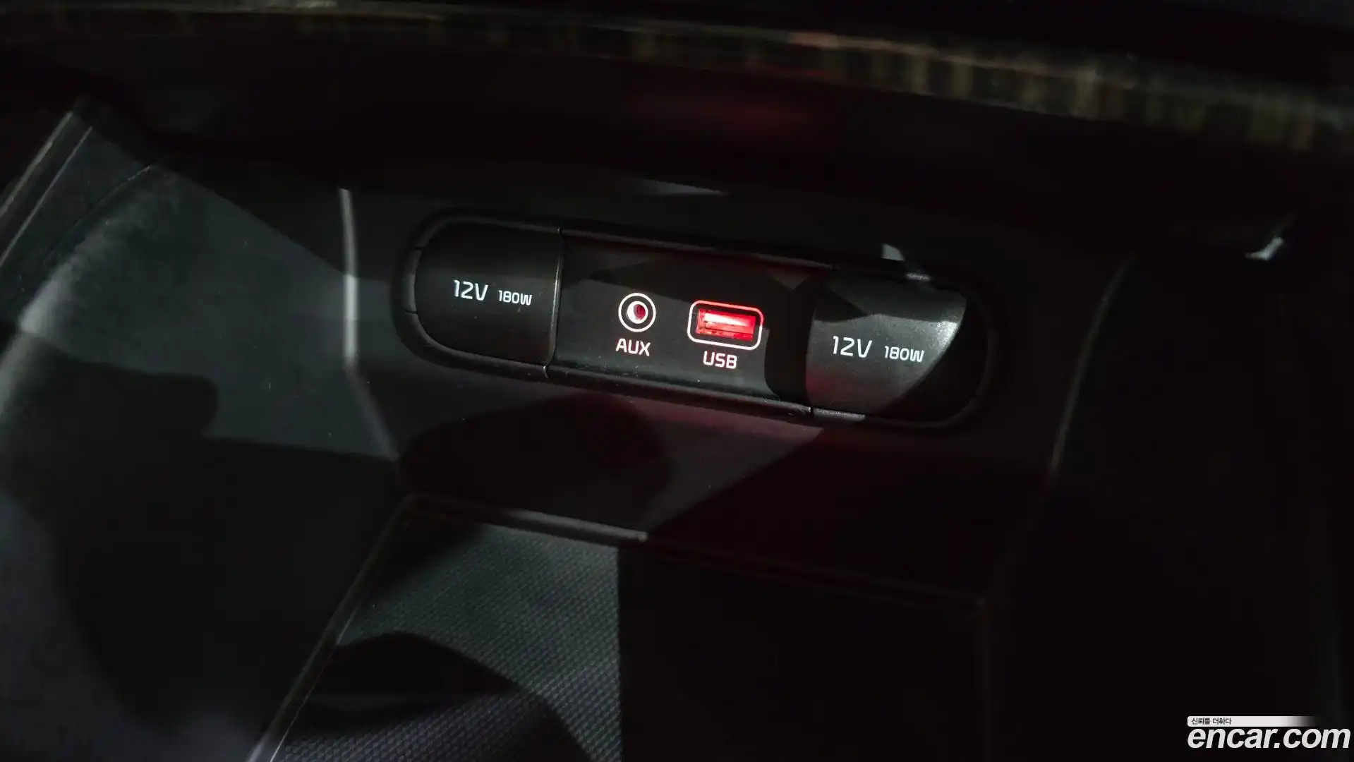 Sorento Kia 2019.0-OPTION-017