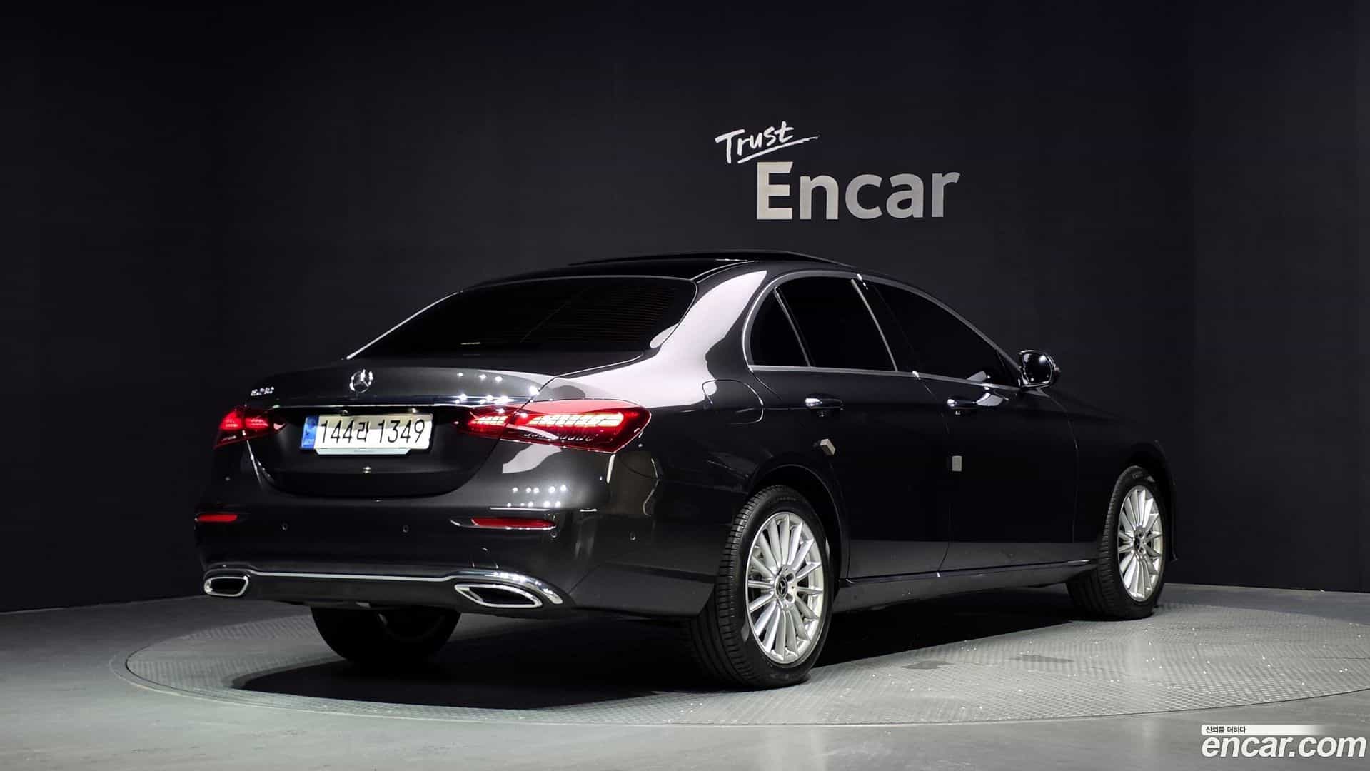 E-Class Mercedes-Benz 2023.4-OUTER-002