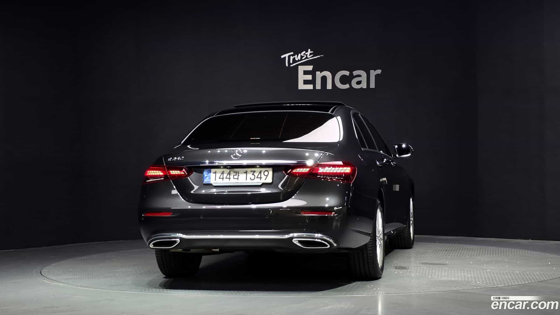 E-Class Mercedes-Benz 2023.4-OUTER-004