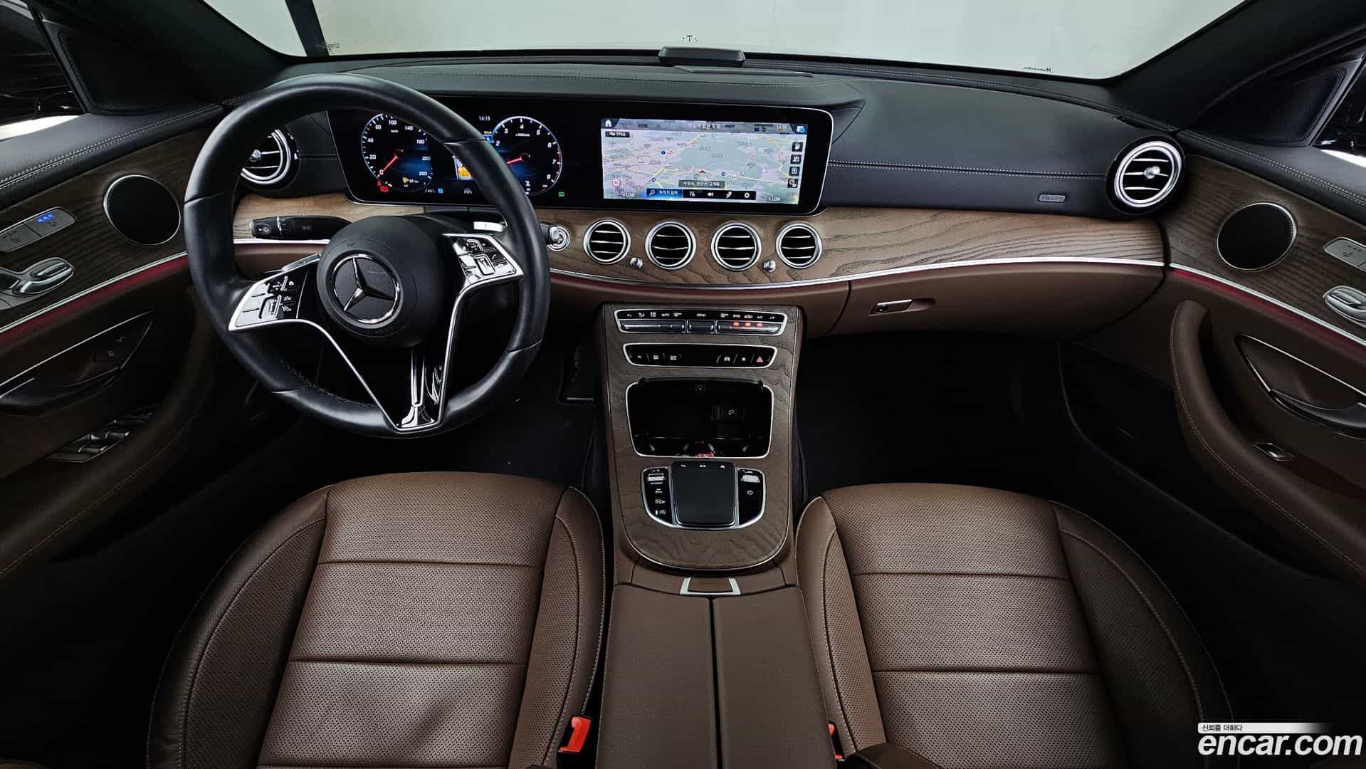 E-Class Mercedes-Benz 2023.4-INNER-007