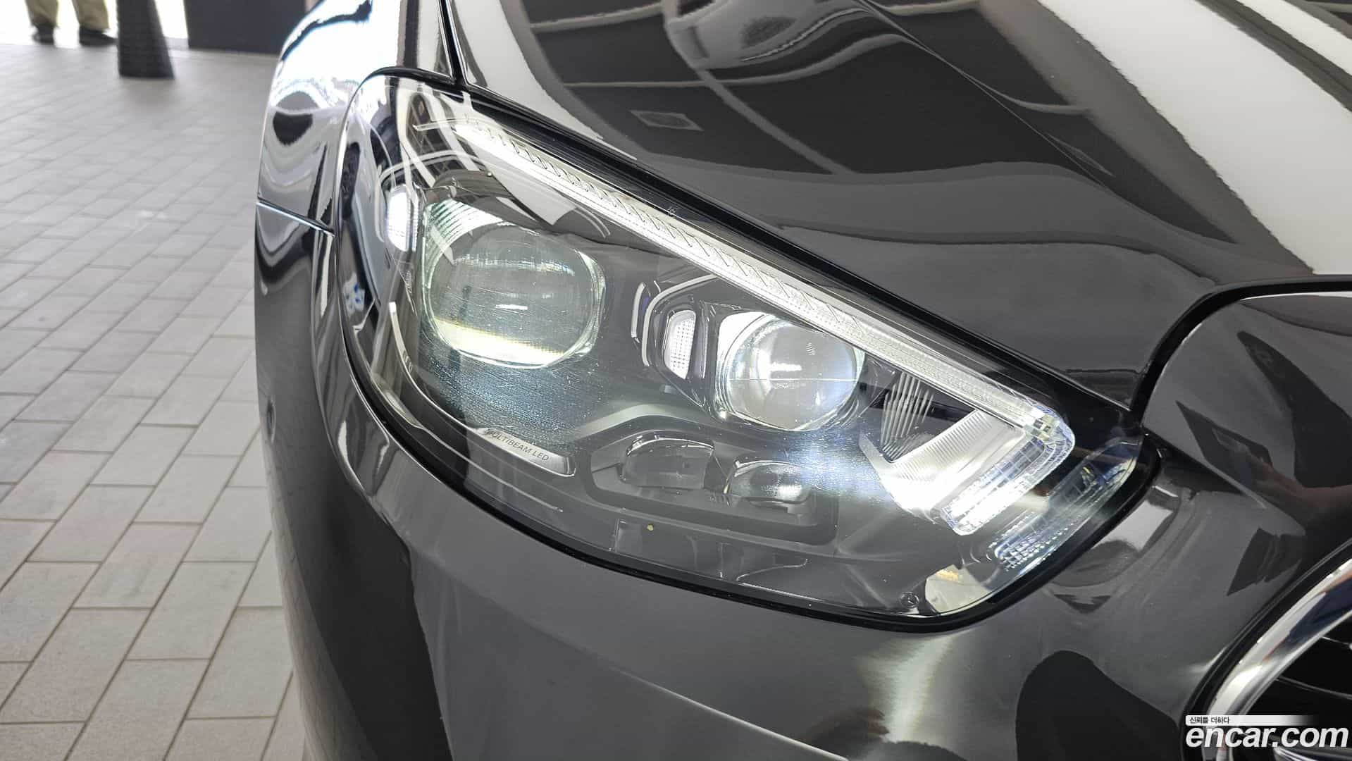 E-Class Mercedes-Benz 2023.4-OUTER-032
