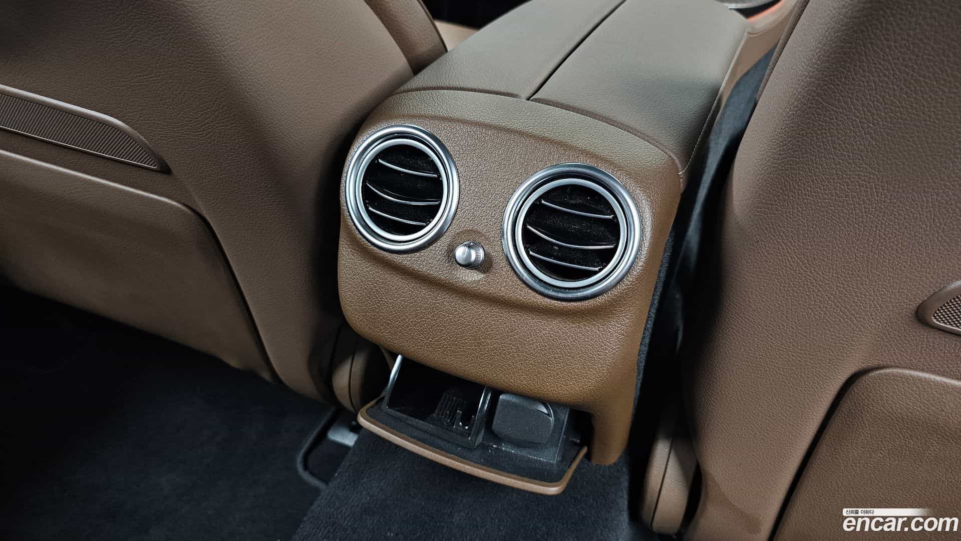 E-Class Mercedes-Benz 2023.4-OPTION-044
