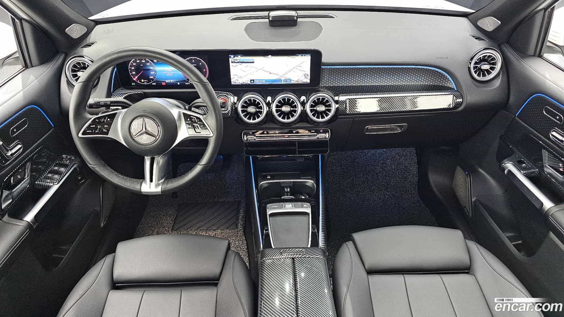 GLB-Class Mercedes-Benz 2024.5-INNER-007