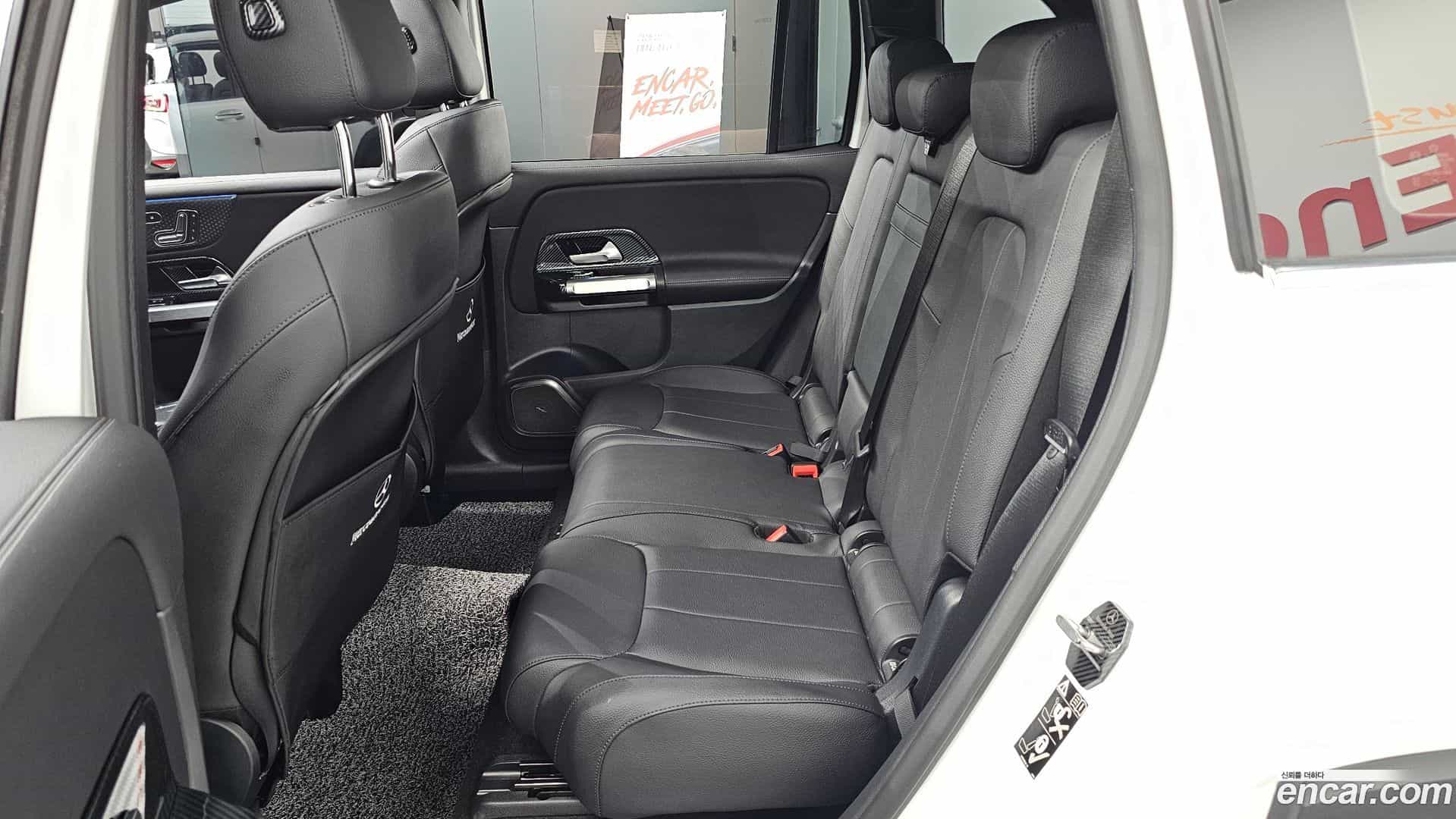 GLB-Class Mercedes-Benz 2024.5-OPTION-016