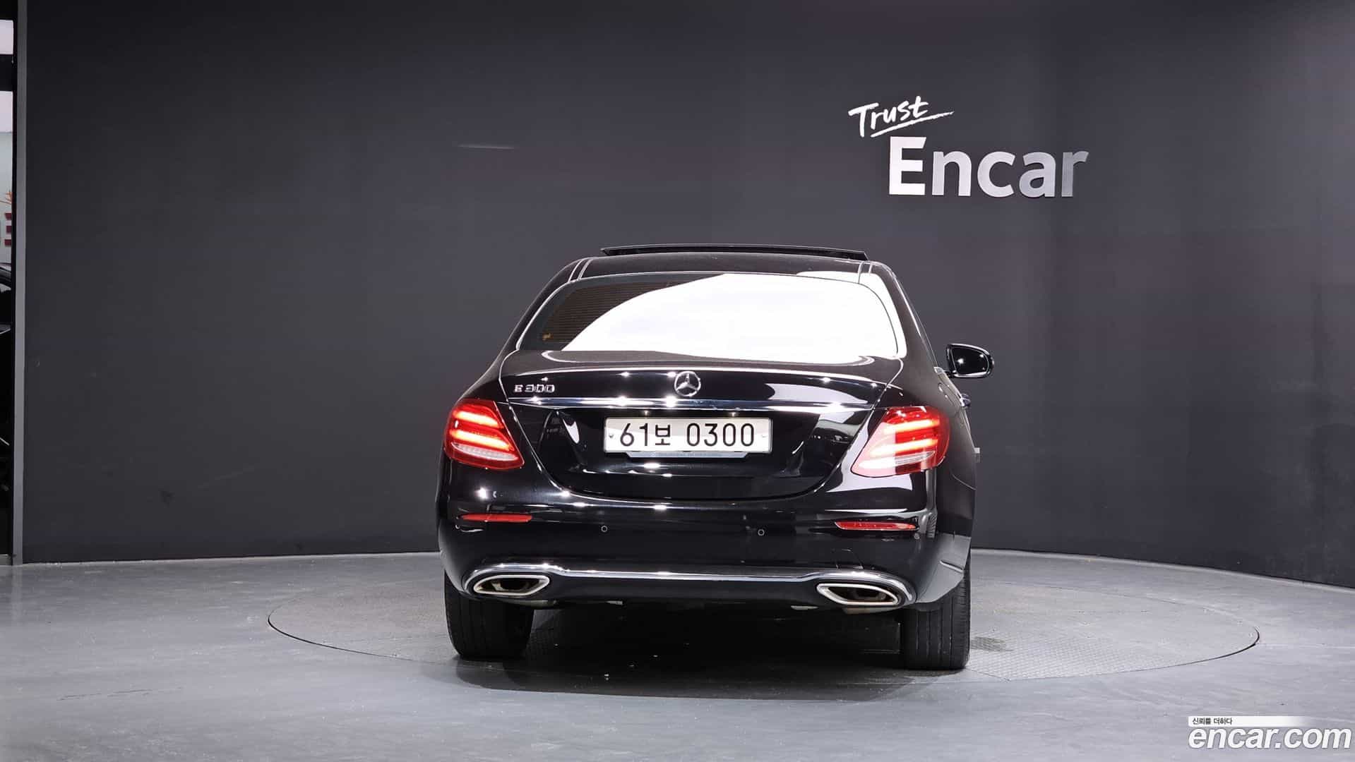 E-Class Mercedes-Benz 2016.6-OUTER-004