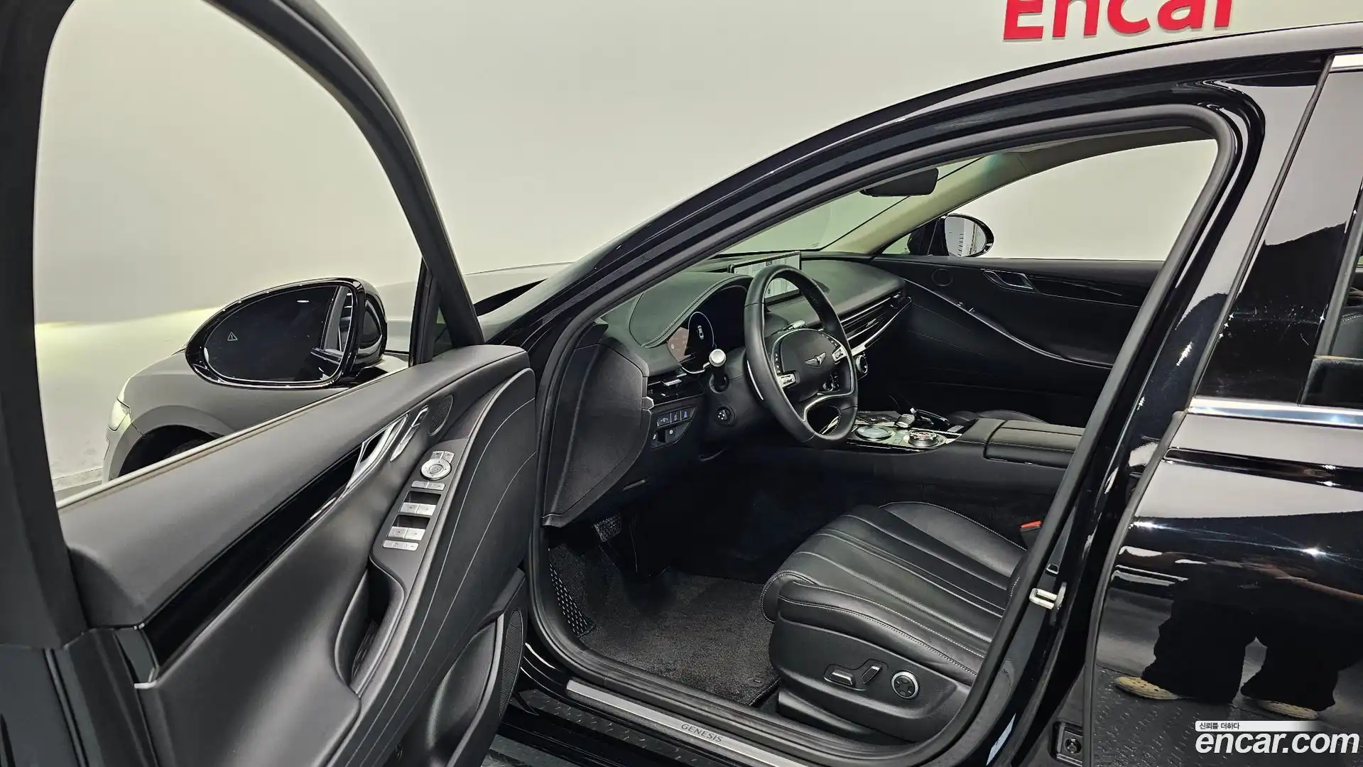 G80 Genesis 2022.6-INNER-010