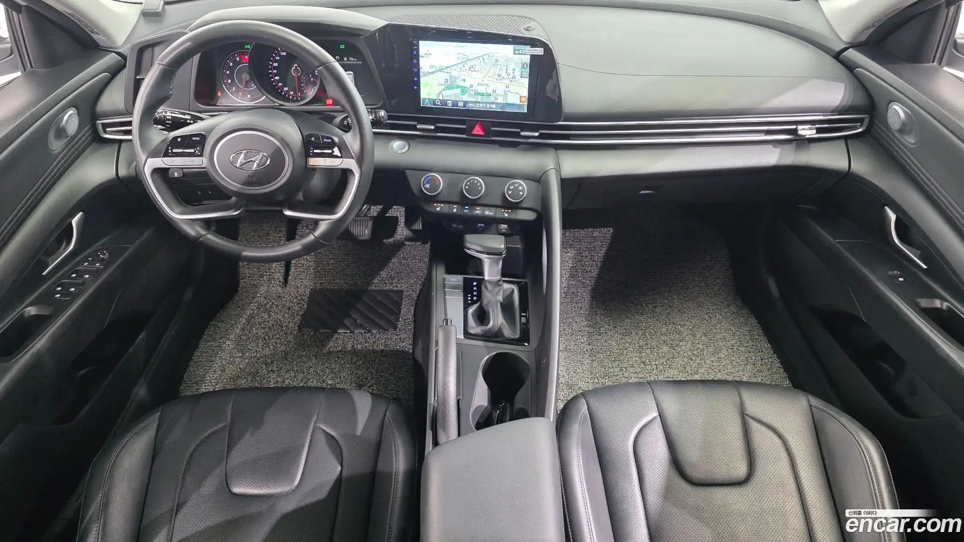 AVANTE Hyundai 2021.5-INNER-007