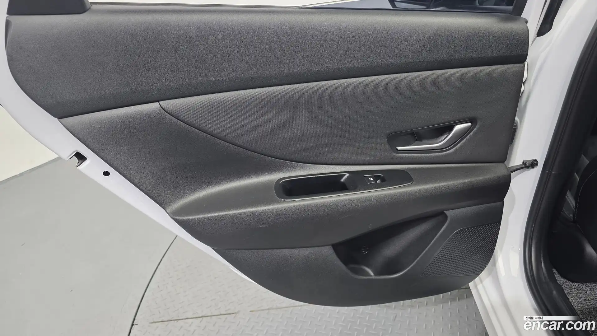 AVANTE Hyundai 2021.5-INNER-035