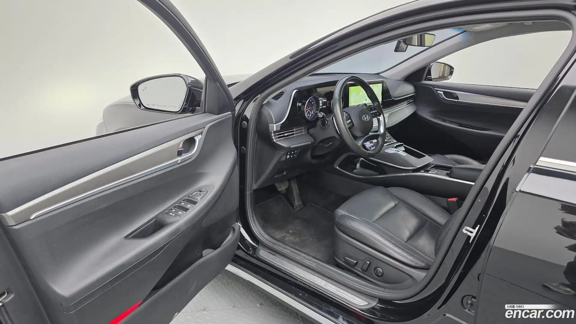 Grandeur Hyundai 2020.11-INNER-010