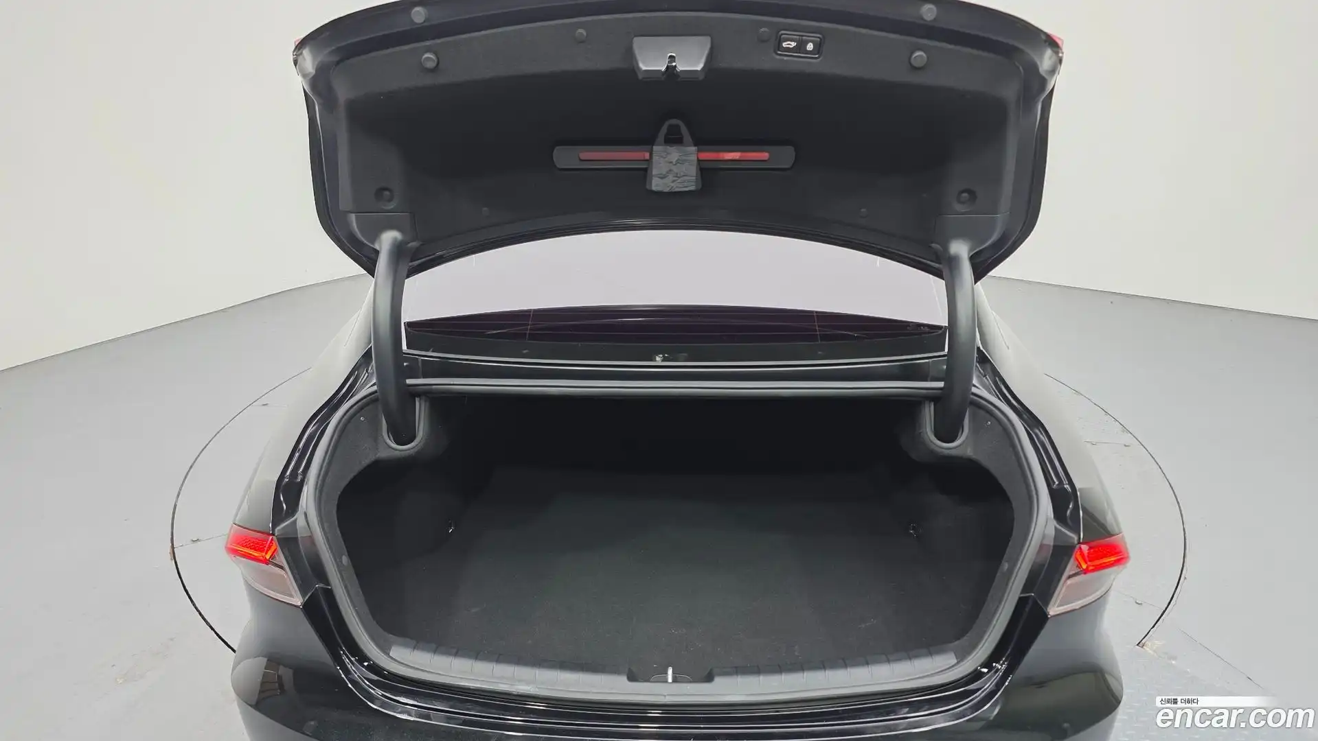 Grandeur Hyundai 2020.11-OPTION-024
