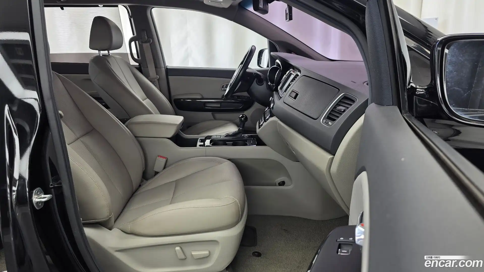 Canival Kia 2016.0-OPTION-015