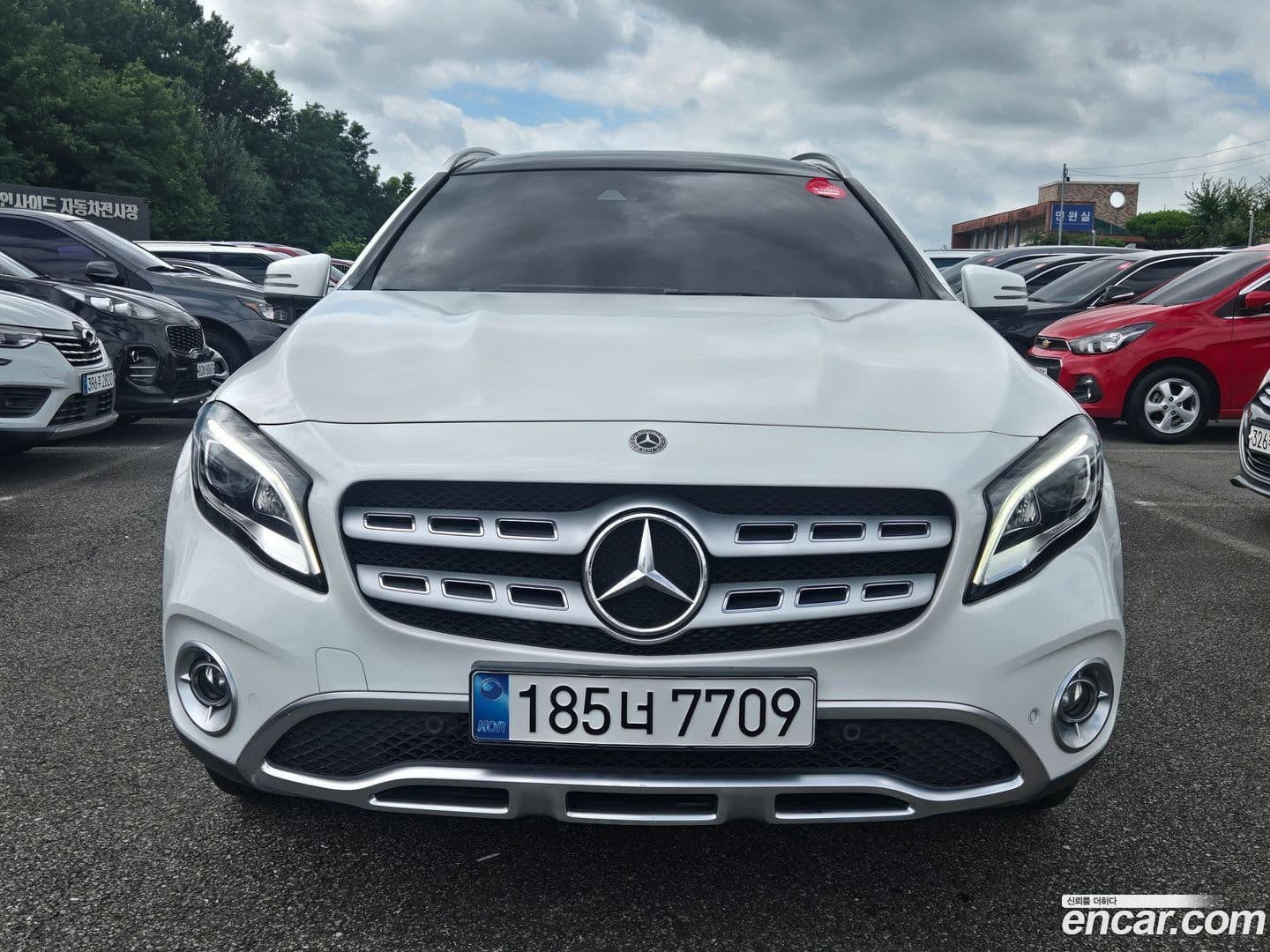 Main__Slider__Photo:GLA-Class Mercedes-Benz 2018.3-0