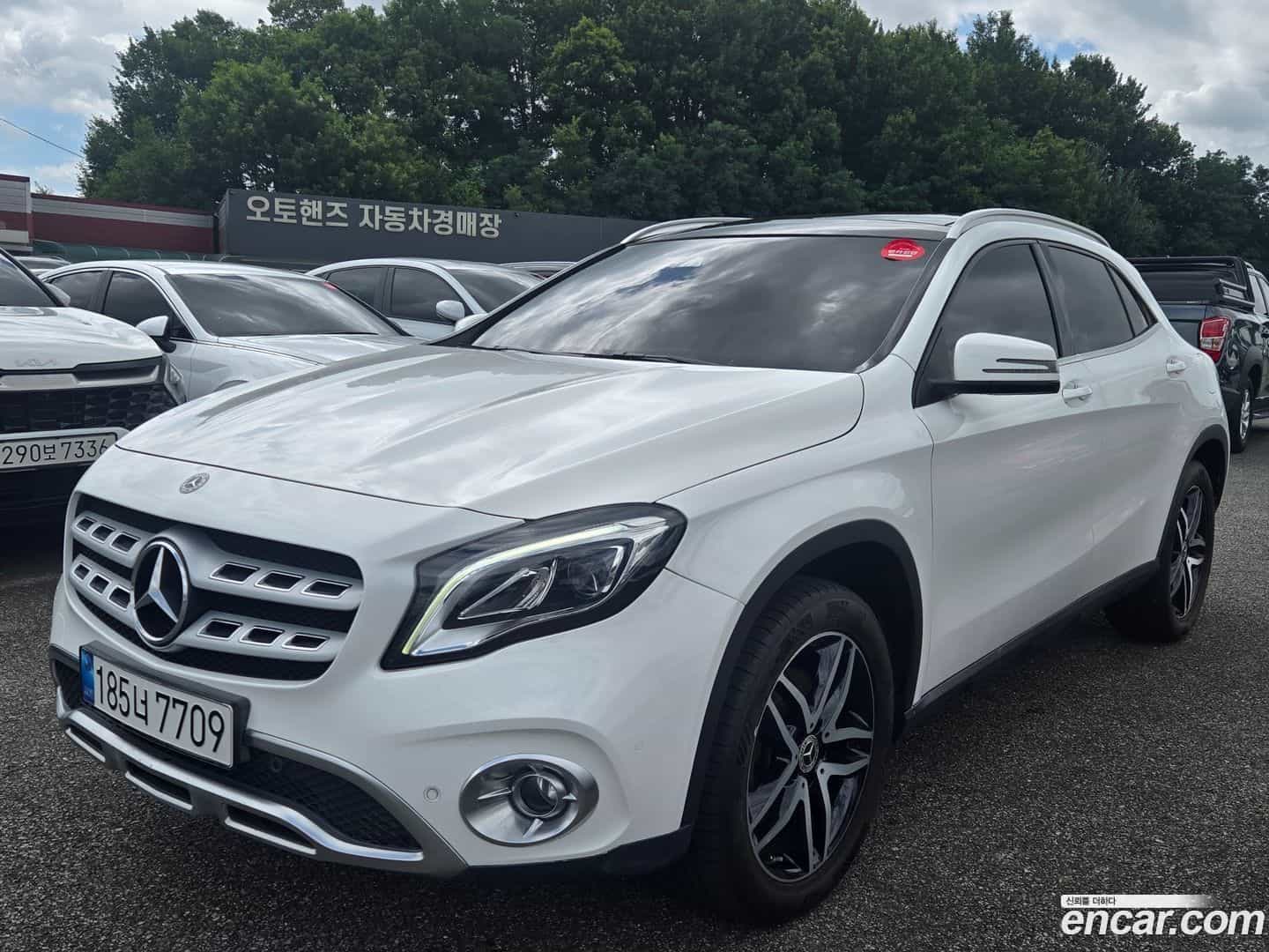 GLA-Class Mercedes-Benz 2018.3-OUTER-003