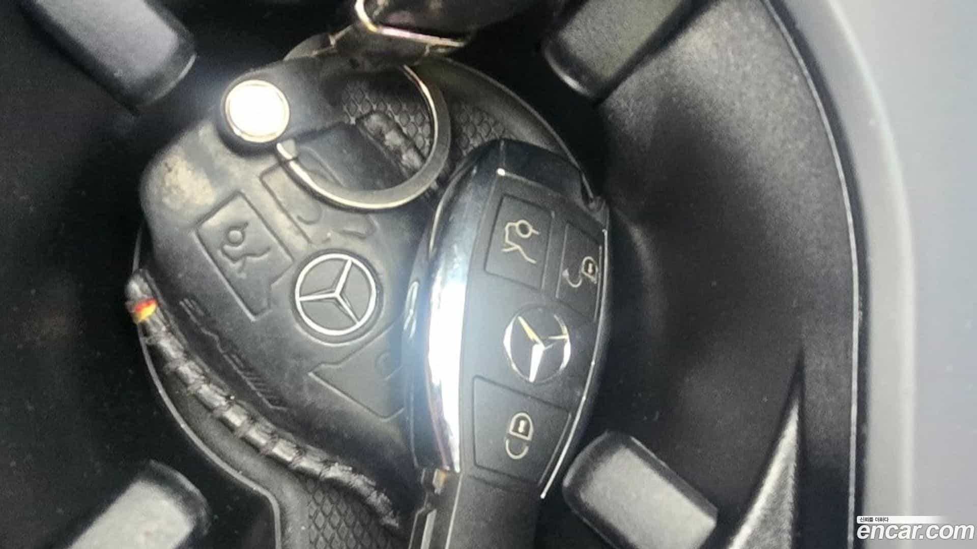 GLA-Class Mercedes-Benz 2018.3-OPTION-017