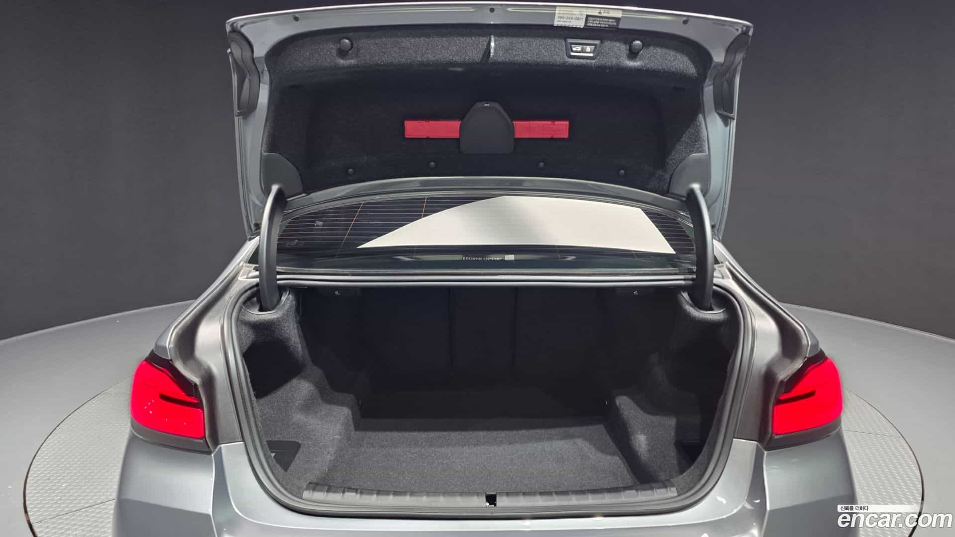 5-Series BMW 2023.2-OPTION-024