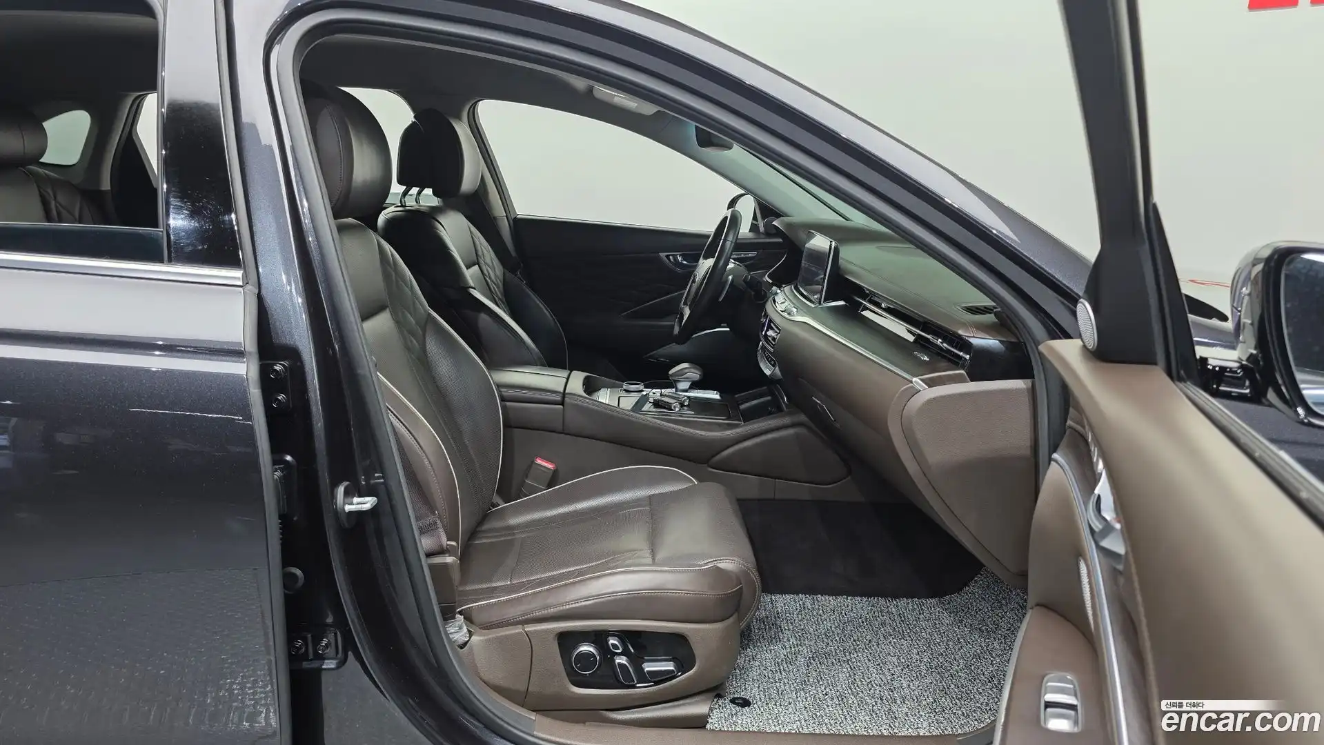 K9 Kia 2019.0-INNER-010