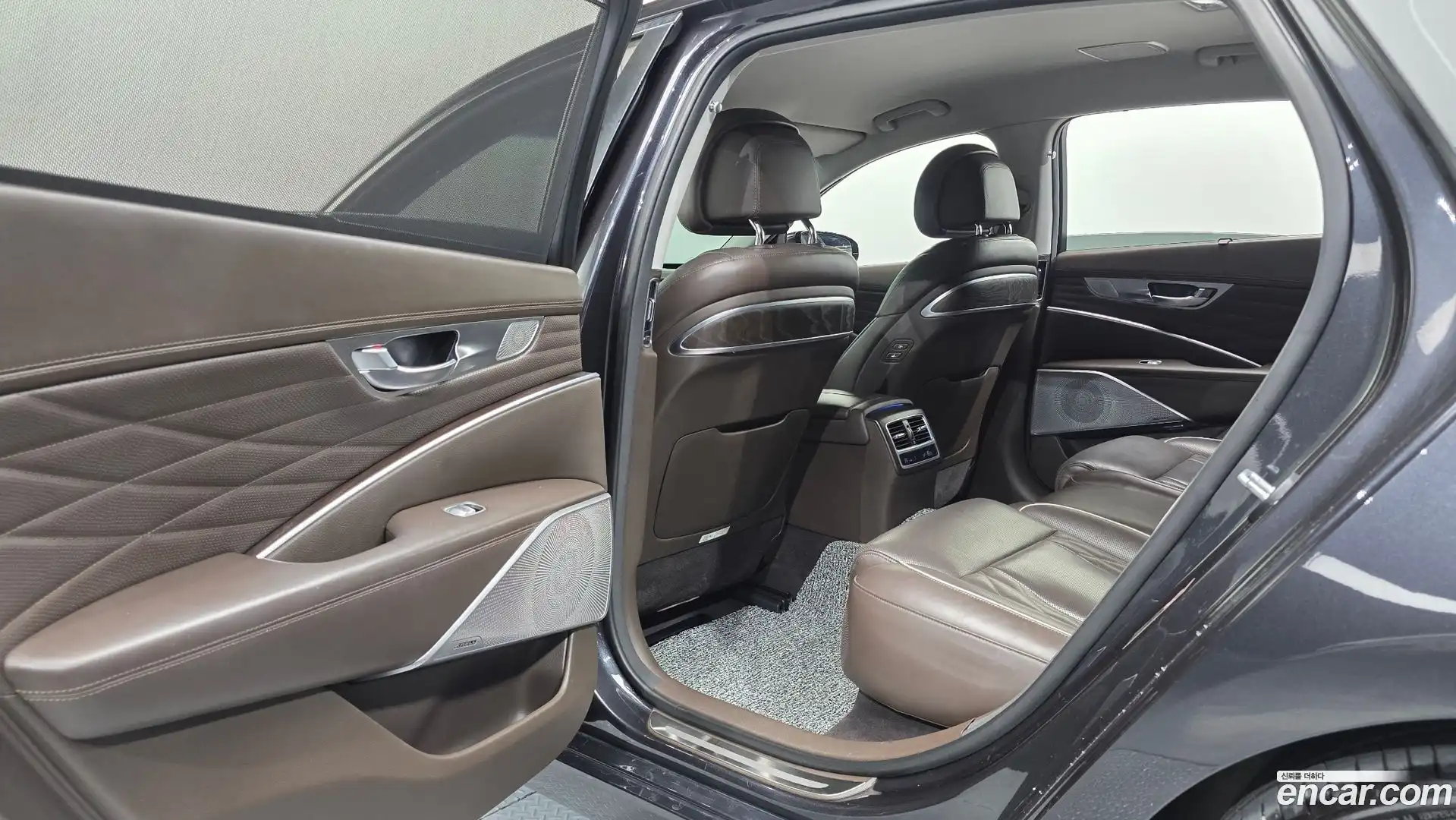K9 Kia 2019.0-OPTION-044