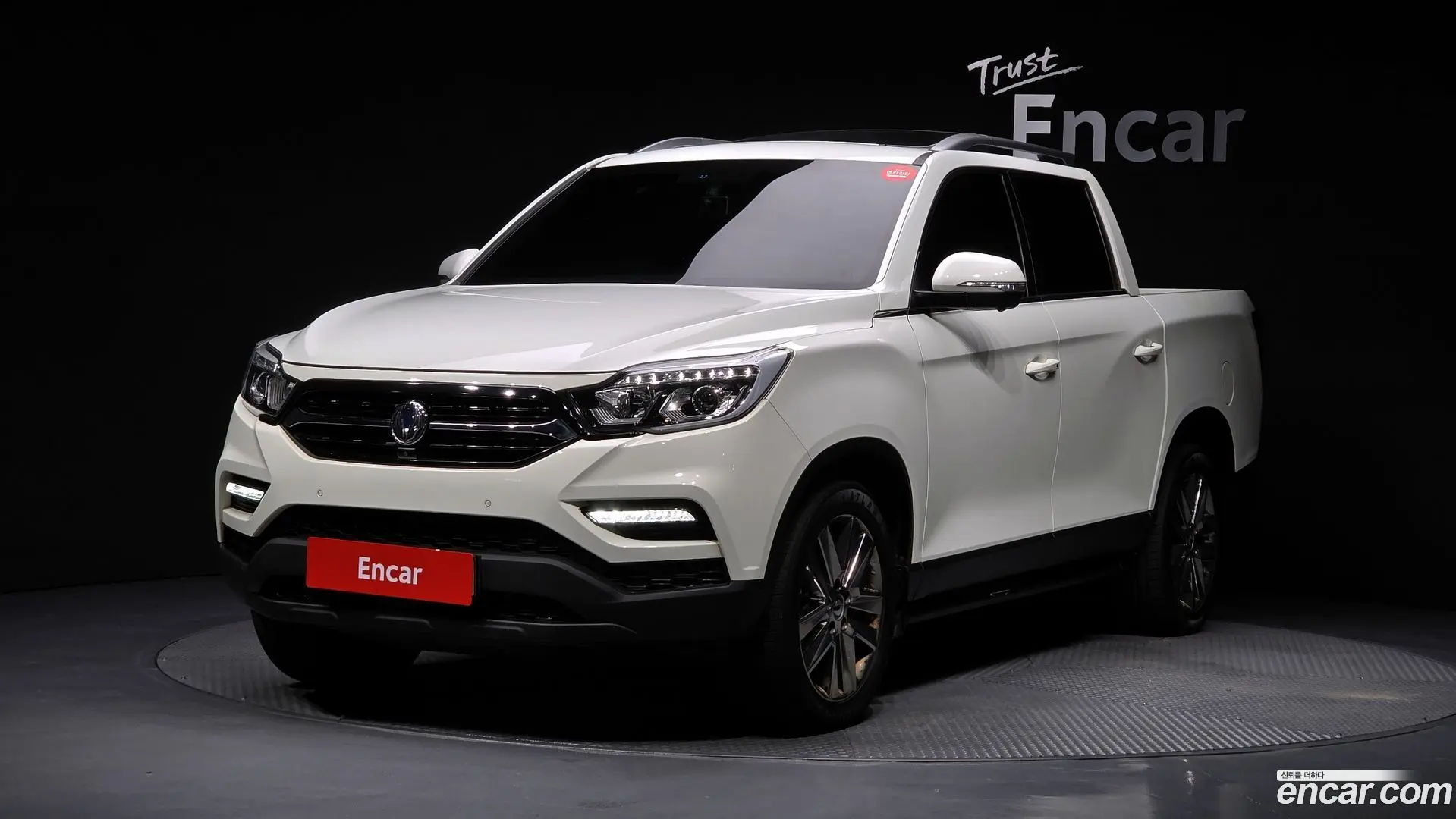 Main__Slider__Photo:Rexton KG Mobility 2018.5-0