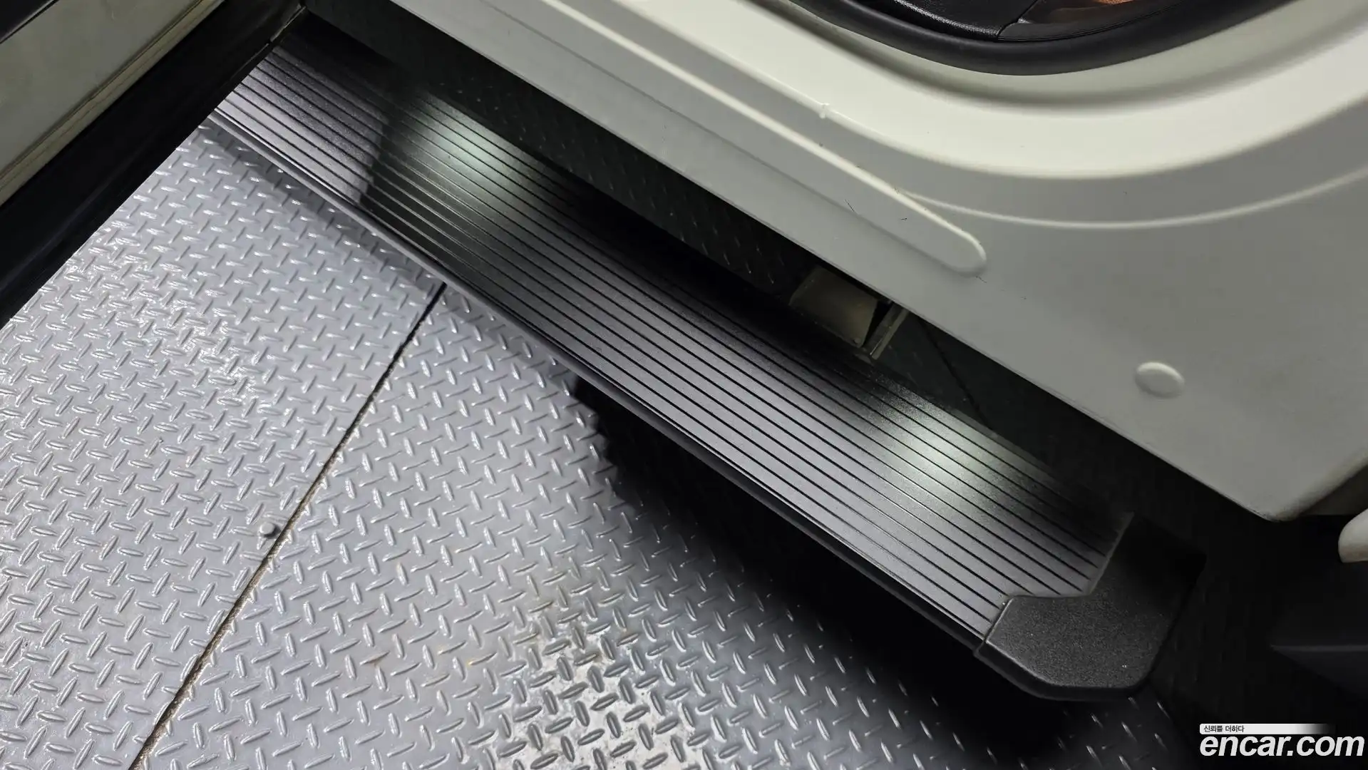 Rexton KG Mobility 2018.5-OPTION-021