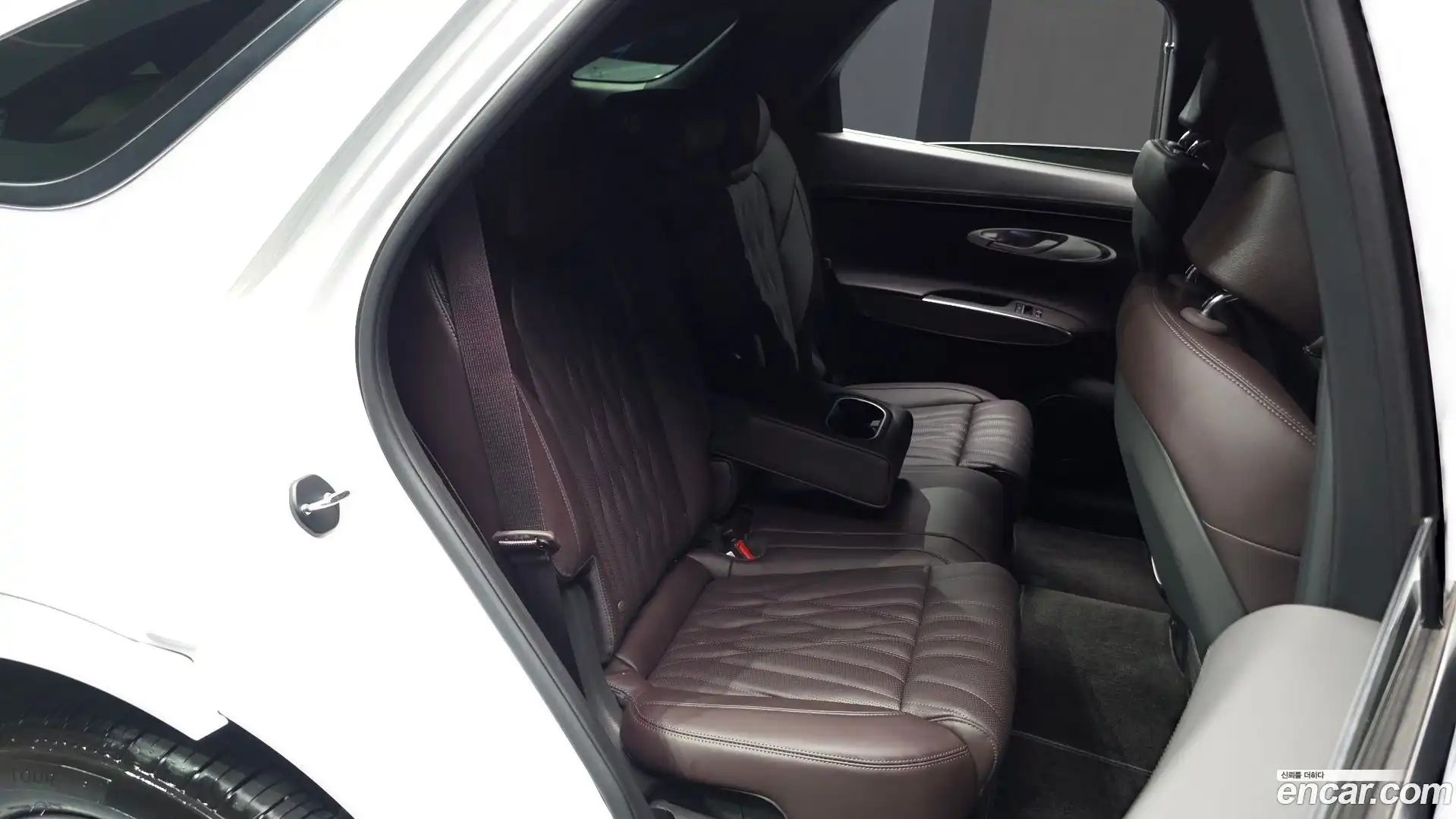 GV70 Genesis 2023.9-OPTION-016